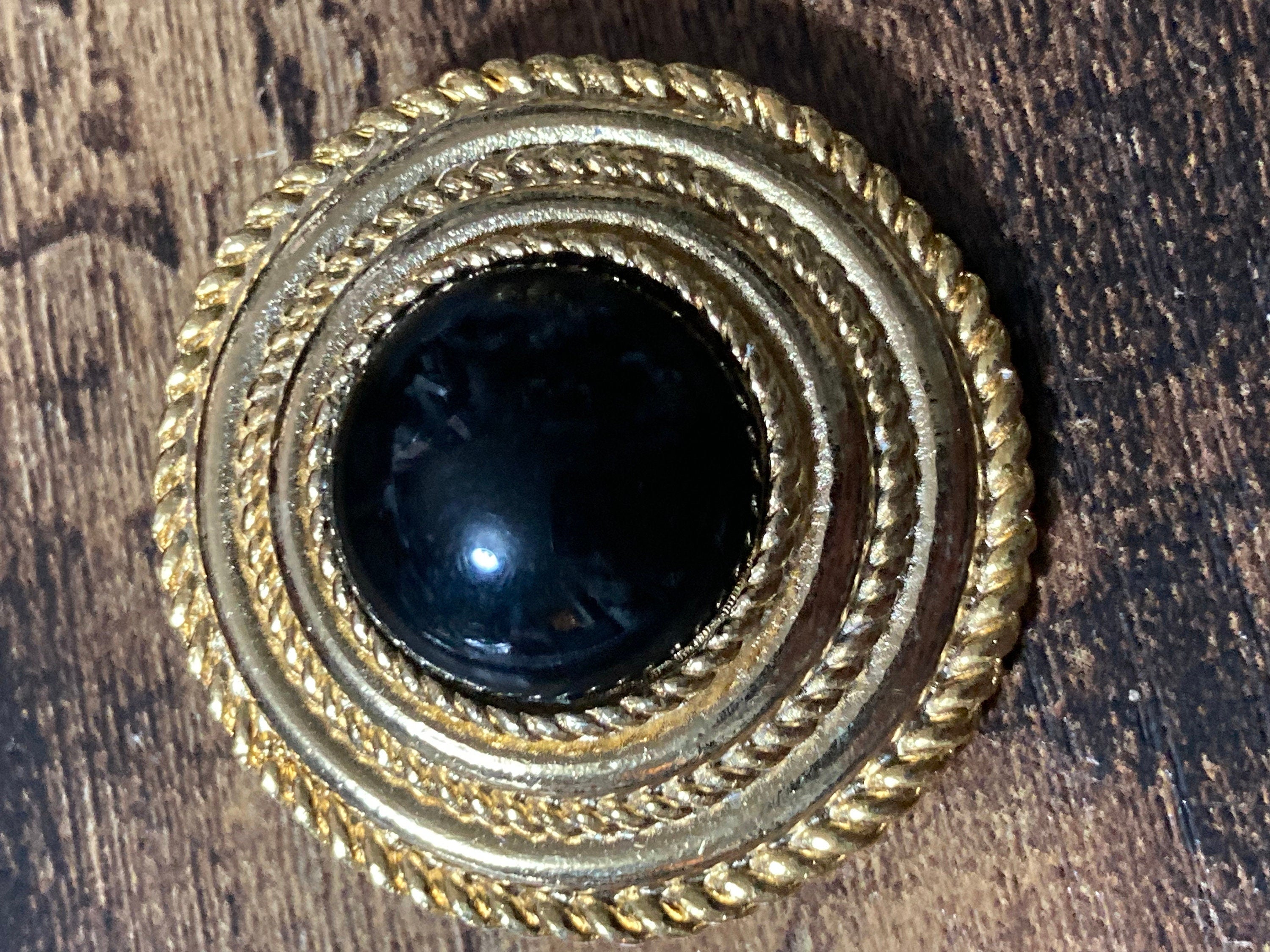 Vintage Gold Plated Scarf Clip Ring: Black Gripoix Style Cabochon
