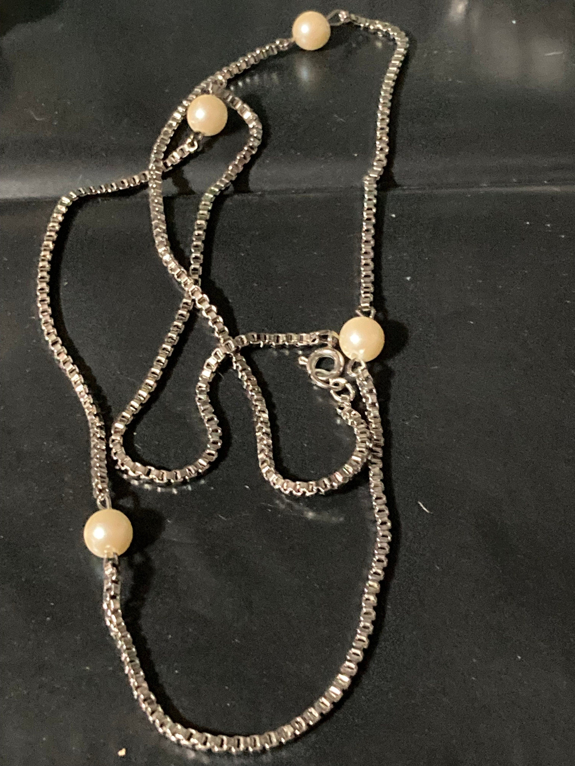 1970s Vintage Silver Plated Faux Pearl Station Necklace - 29”