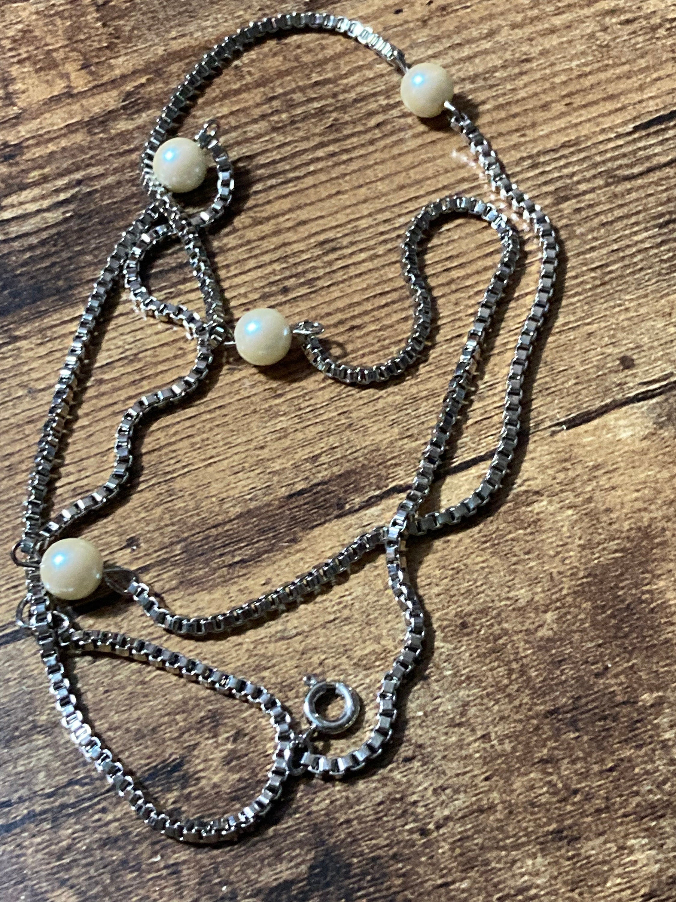1970s Vintage Silver Plated Faux Pearl Station Necklace - 29”