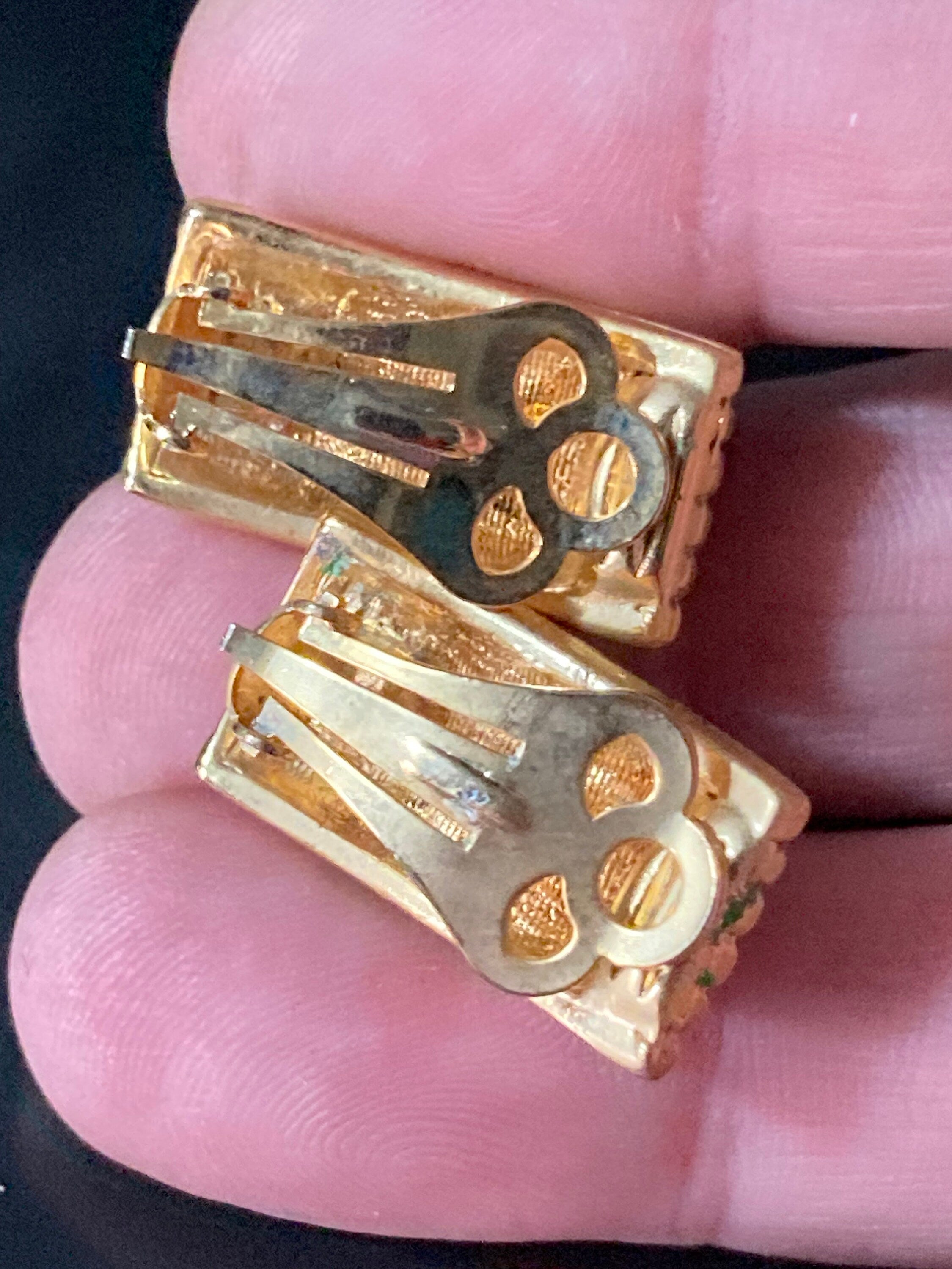 True vintage gold tone red cabochon rectangular clip on earrings, gripoix style genuine period old shop stock