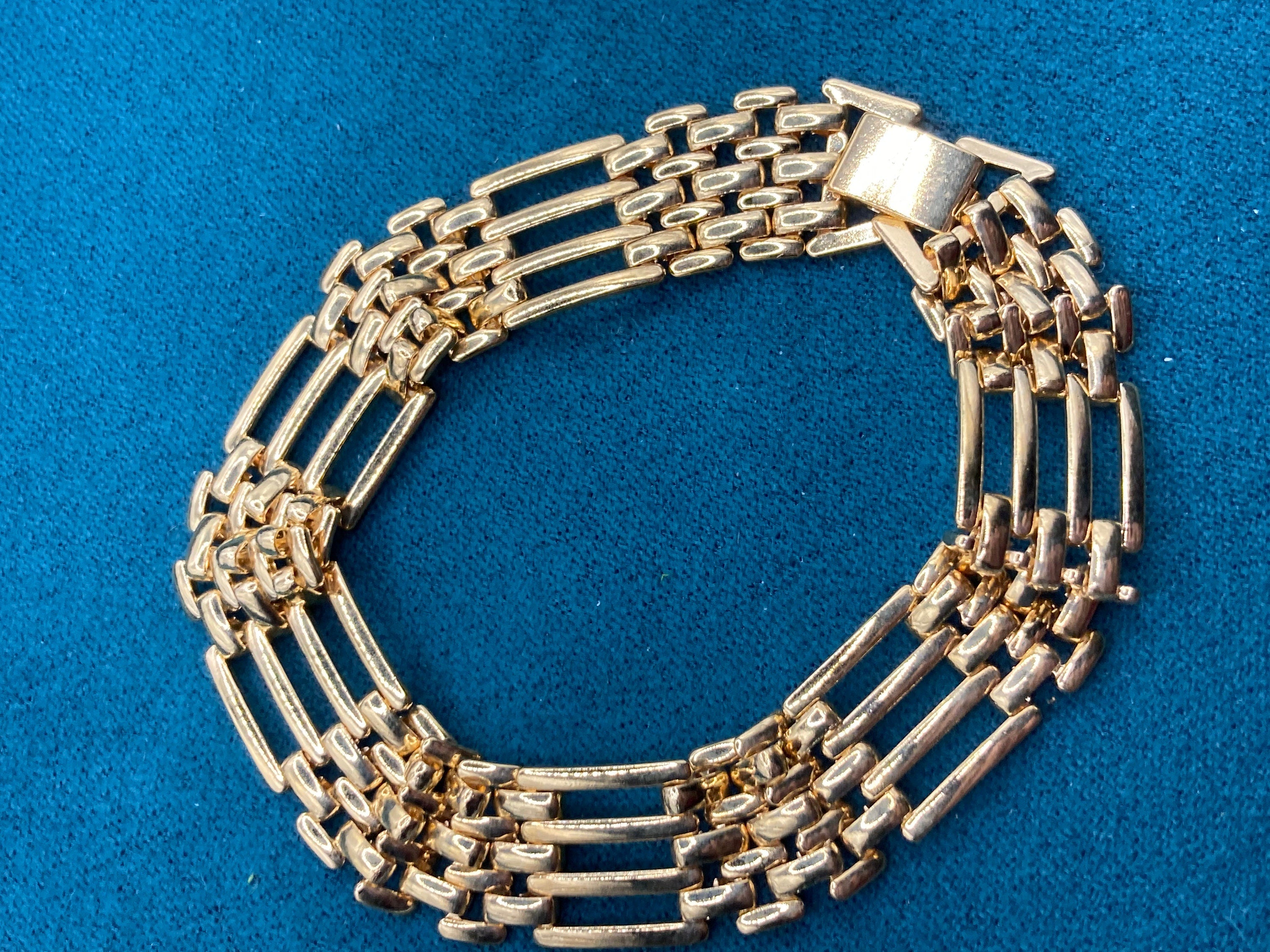 True vintage pristine 1980s gold tone plain bar link panther brick chain bracelet 20.5cm