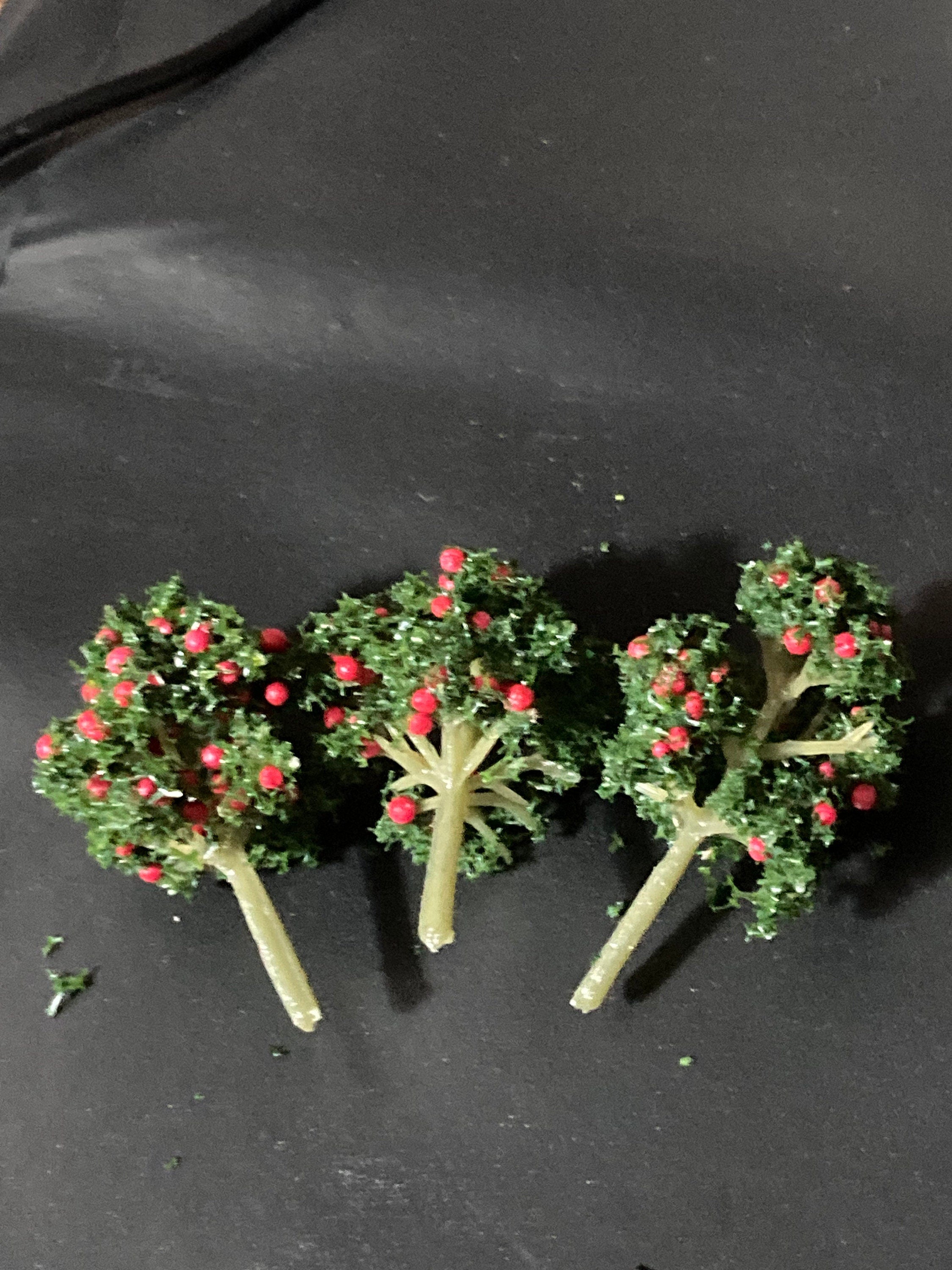 Miniature Apple Tree Cake Toppers: Micro Landscape Scenery (3 Pieces)