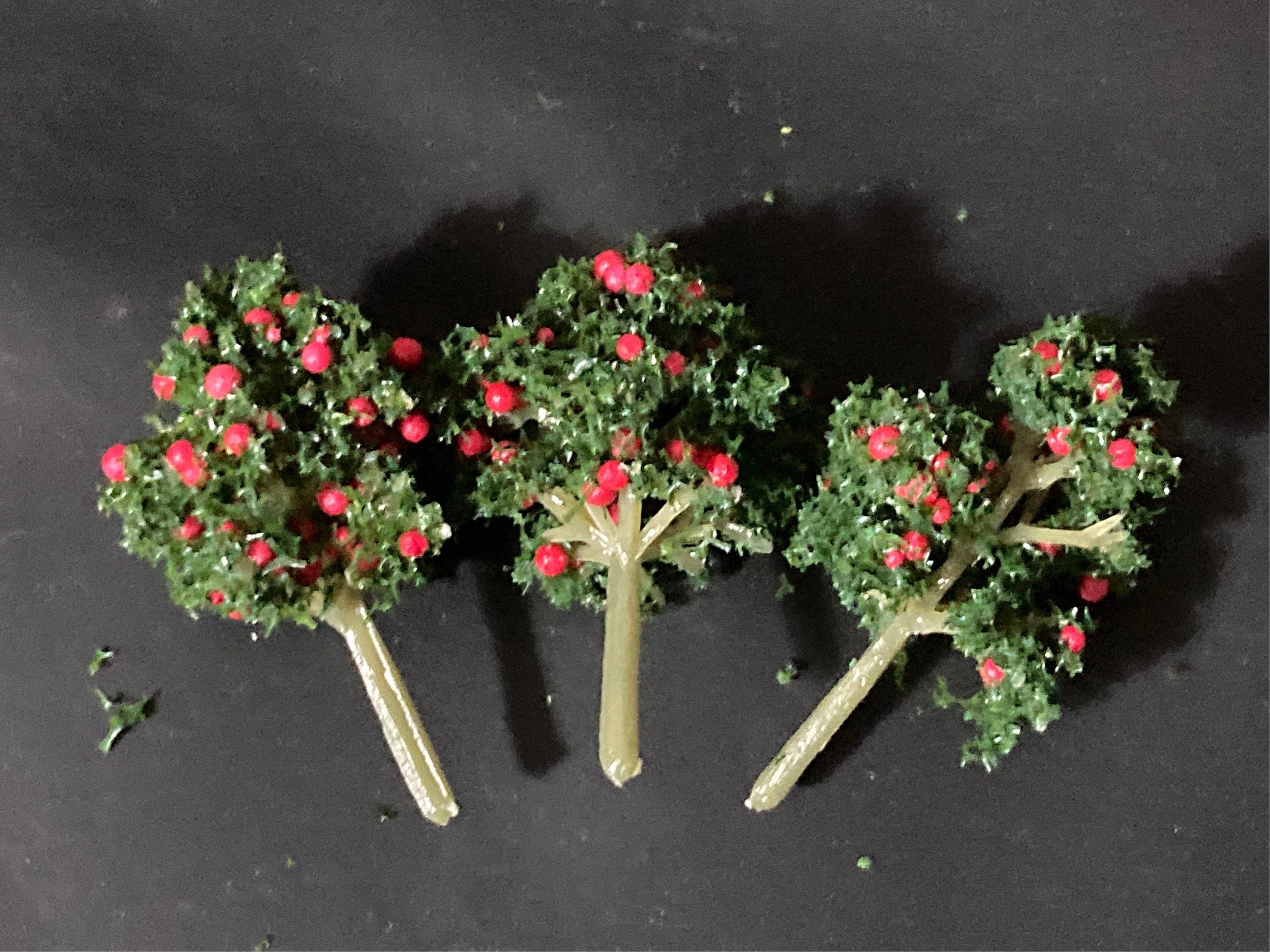 Miniature Apple Tree Cake Toppers: Micro Landscape Scenery (3 Pieces)