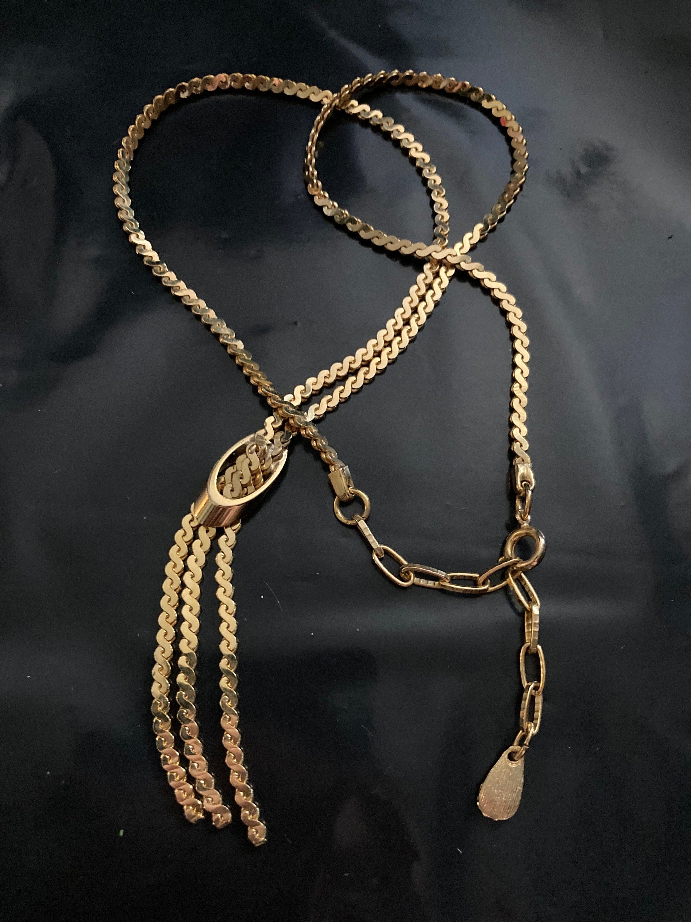 Vintage 1970s serpentine chain gold plated lariat negligee drop necklace old shop stock