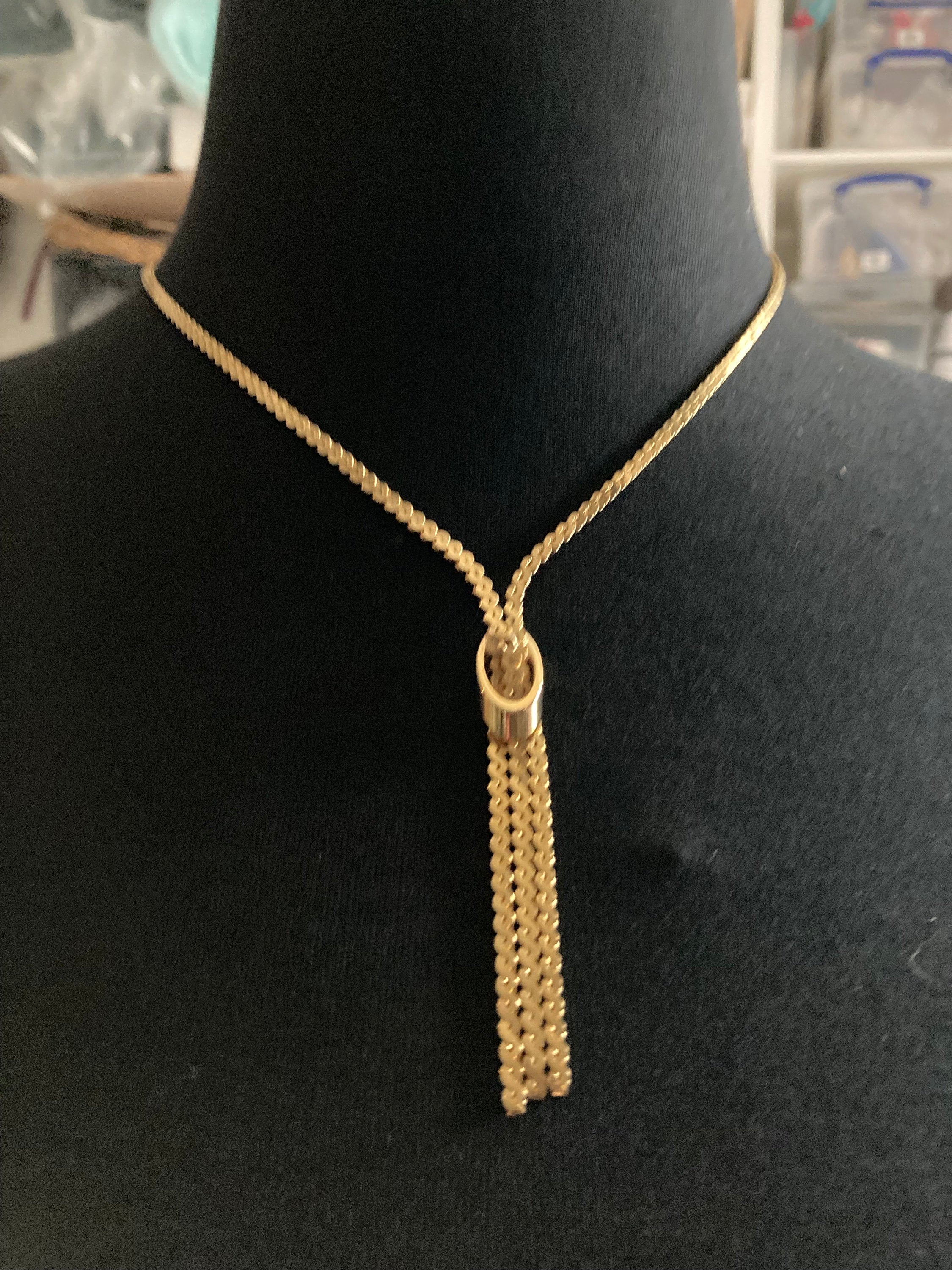 Vintage 1970s serpentine chain gold plated lariat negligee drop necklace old shop stock