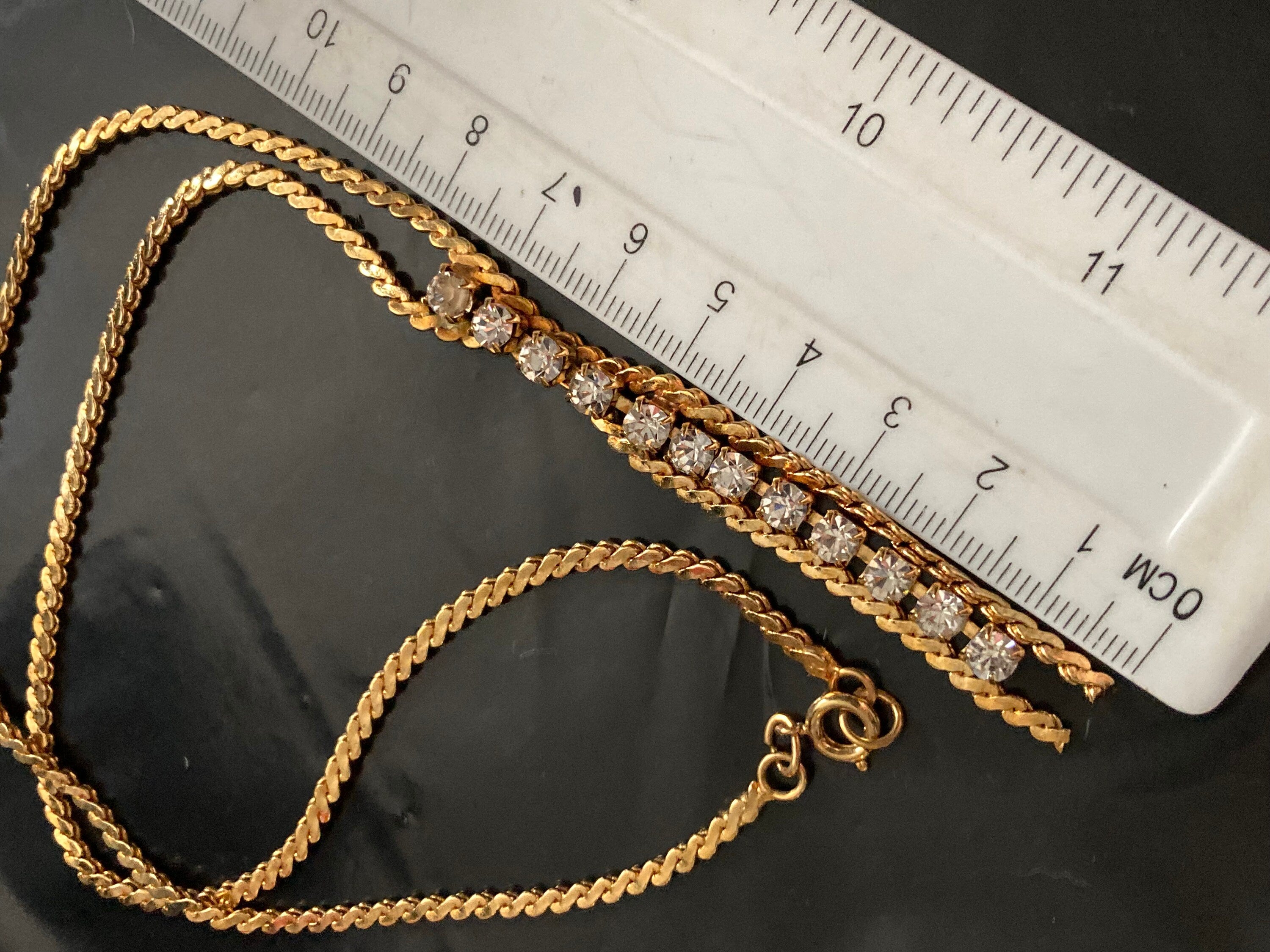 Vintage 1970s gold plated serpentine chain crystal drop necklace