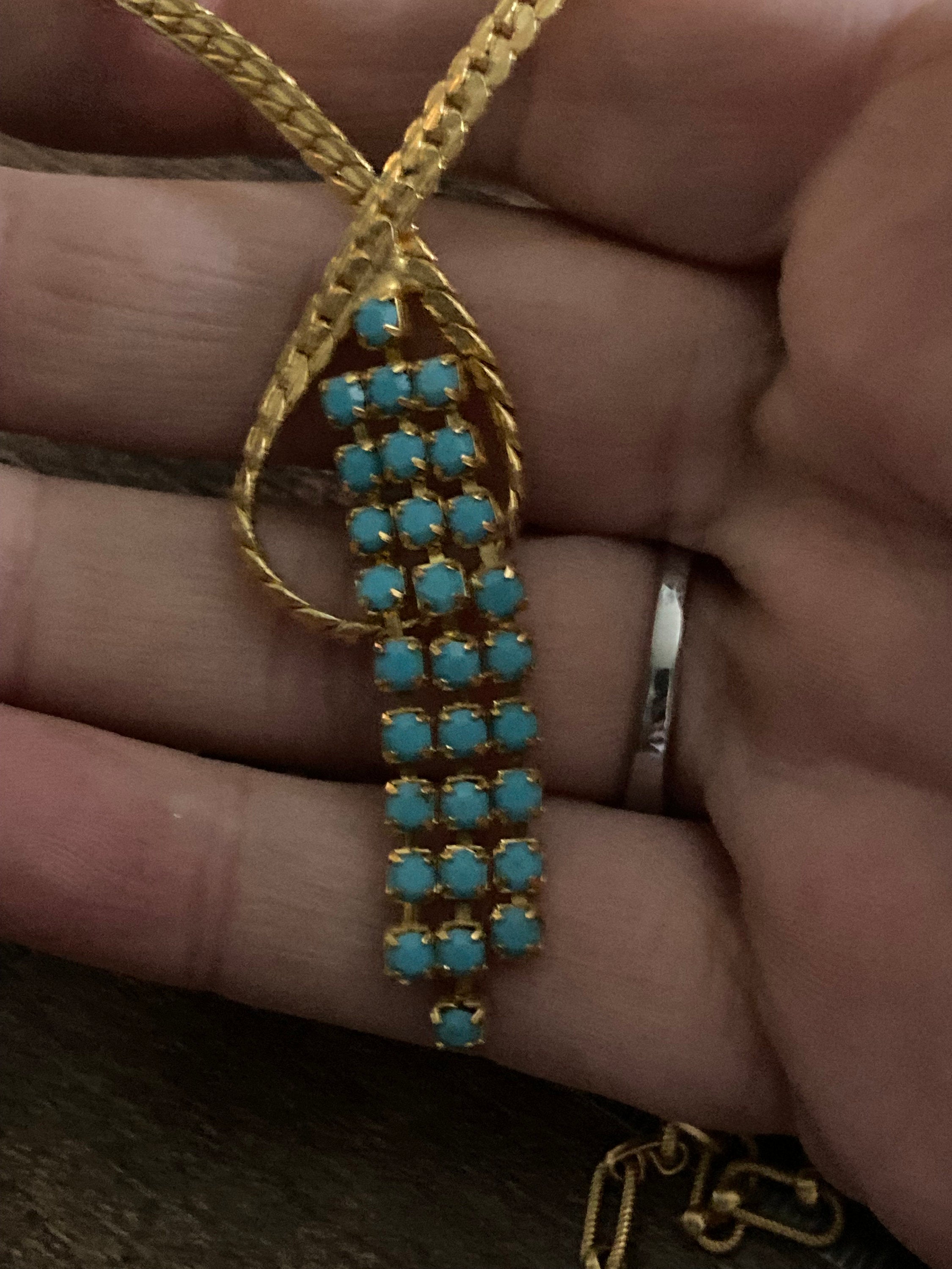 Vintage gold tone mesh lariat drop necklace with turquoise glass paste stones