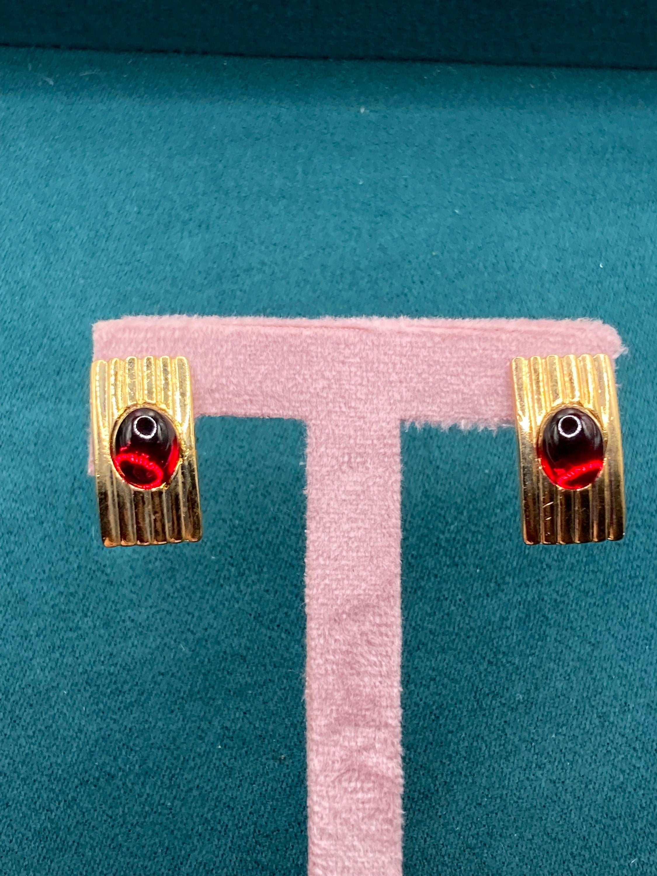 True vintage gold tone red cabochon rectangular clip on earrings, gripoix style genuine period old shop stock