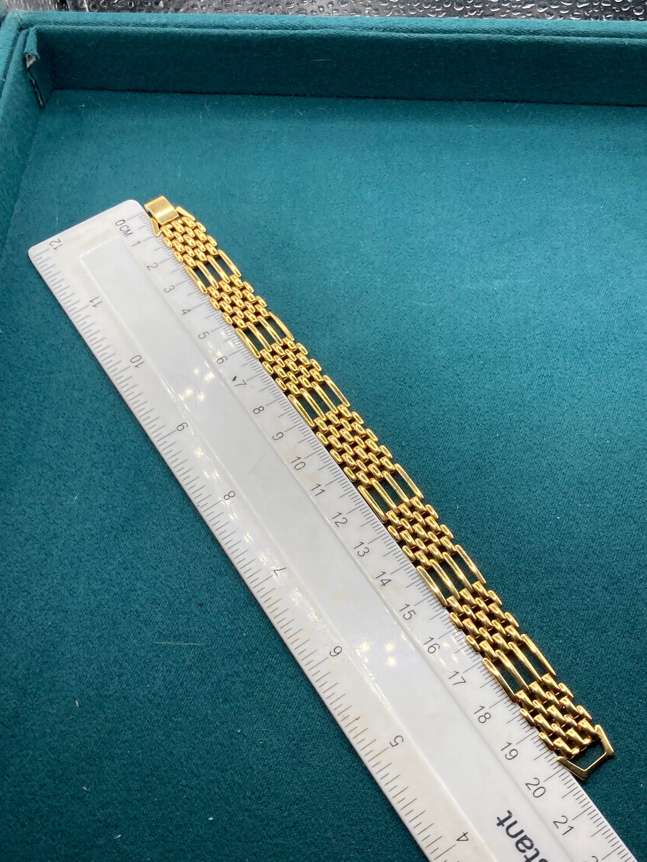 True vintage pristine 1980s gold tone plain bar link panther brick chain bracelet 20.5cm