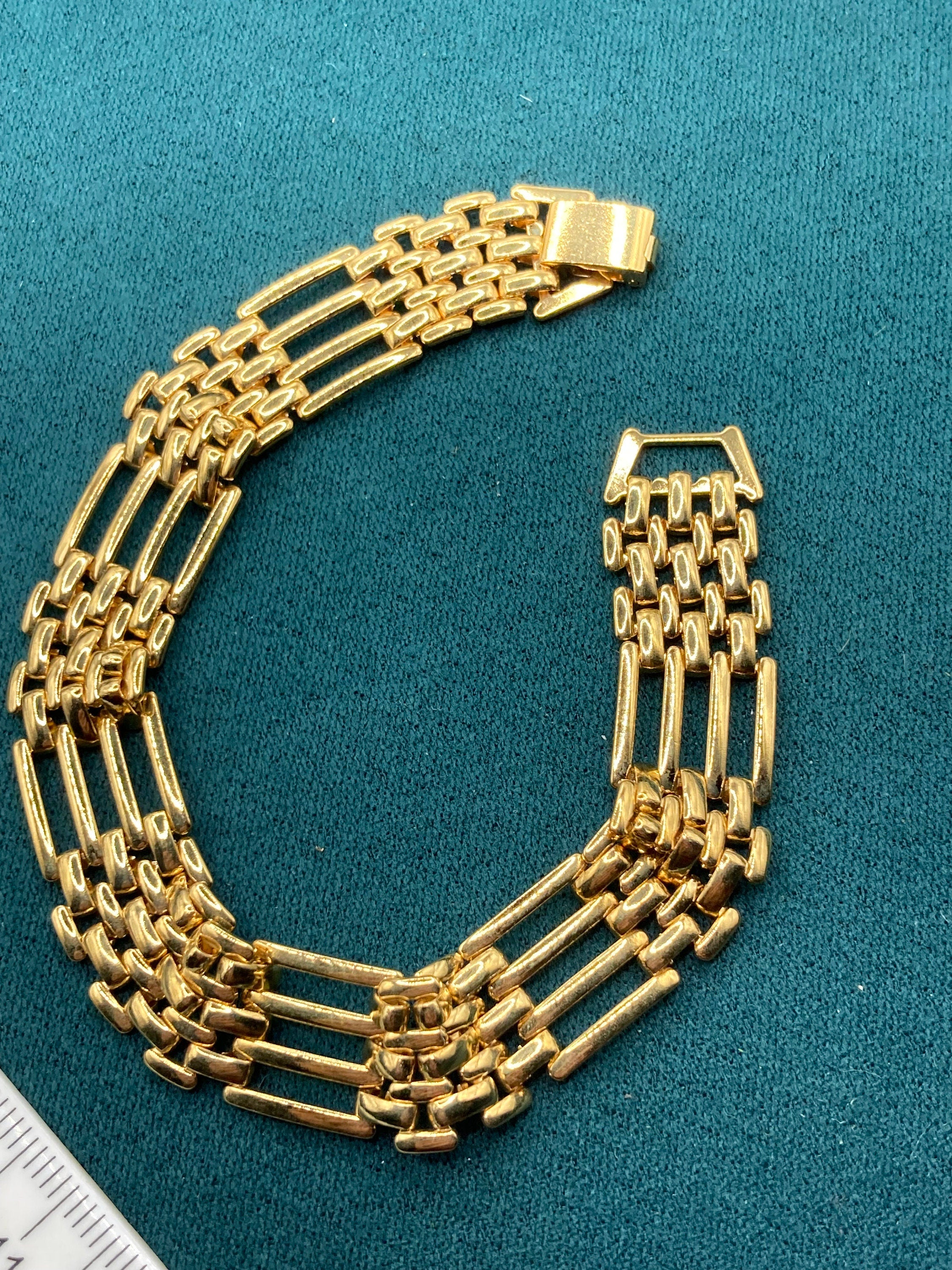 True vintage pristine 1980s gold tone plain bar link panther brick chain bracelet 20.5cm