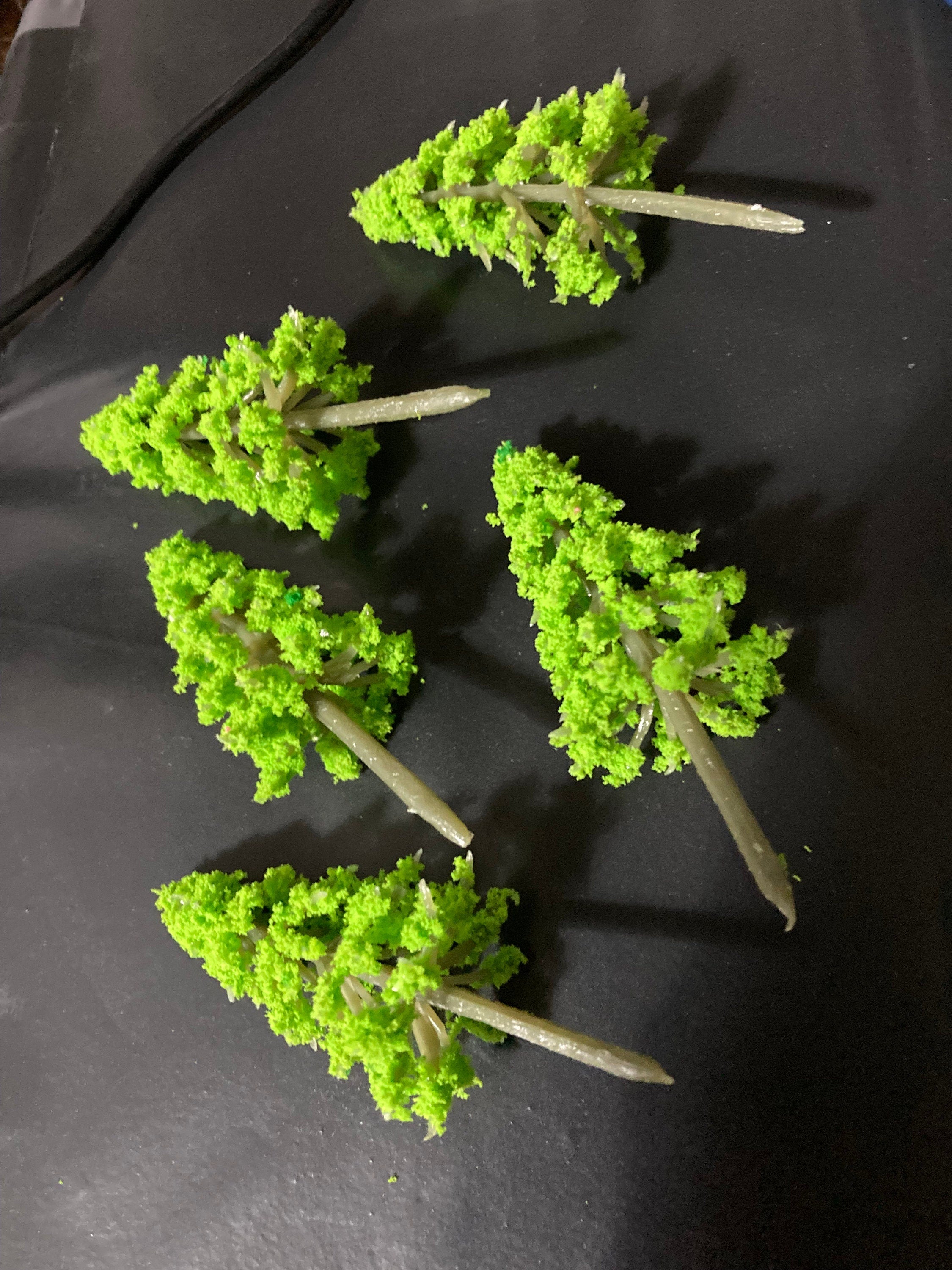 Miniature Fir Trees (5 Pieces): 7cm Dark Green Cake Toppers