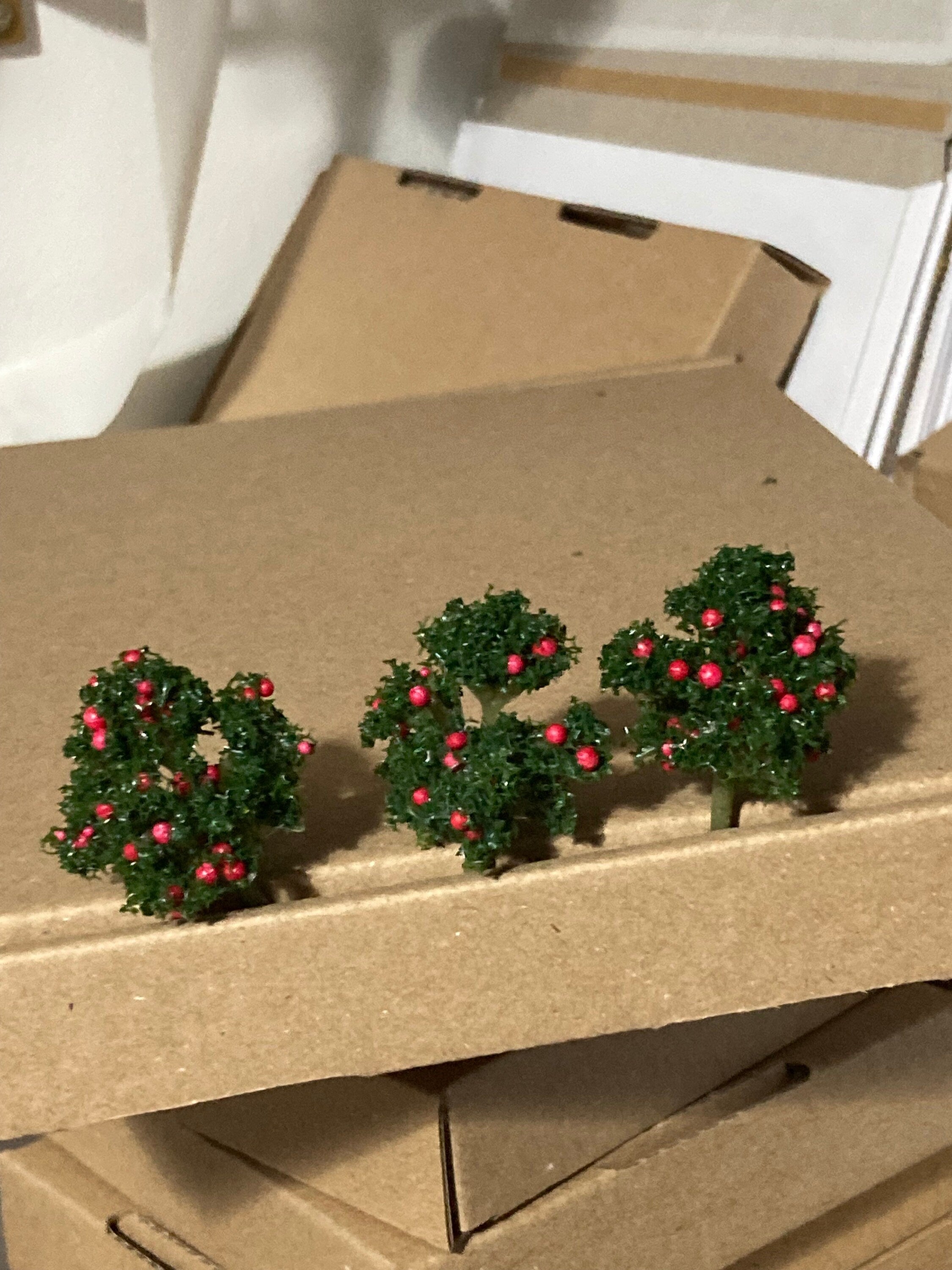 Miniature Apple Tree Cake Toppers: Micro Landscape Scenery (3 Pieces)