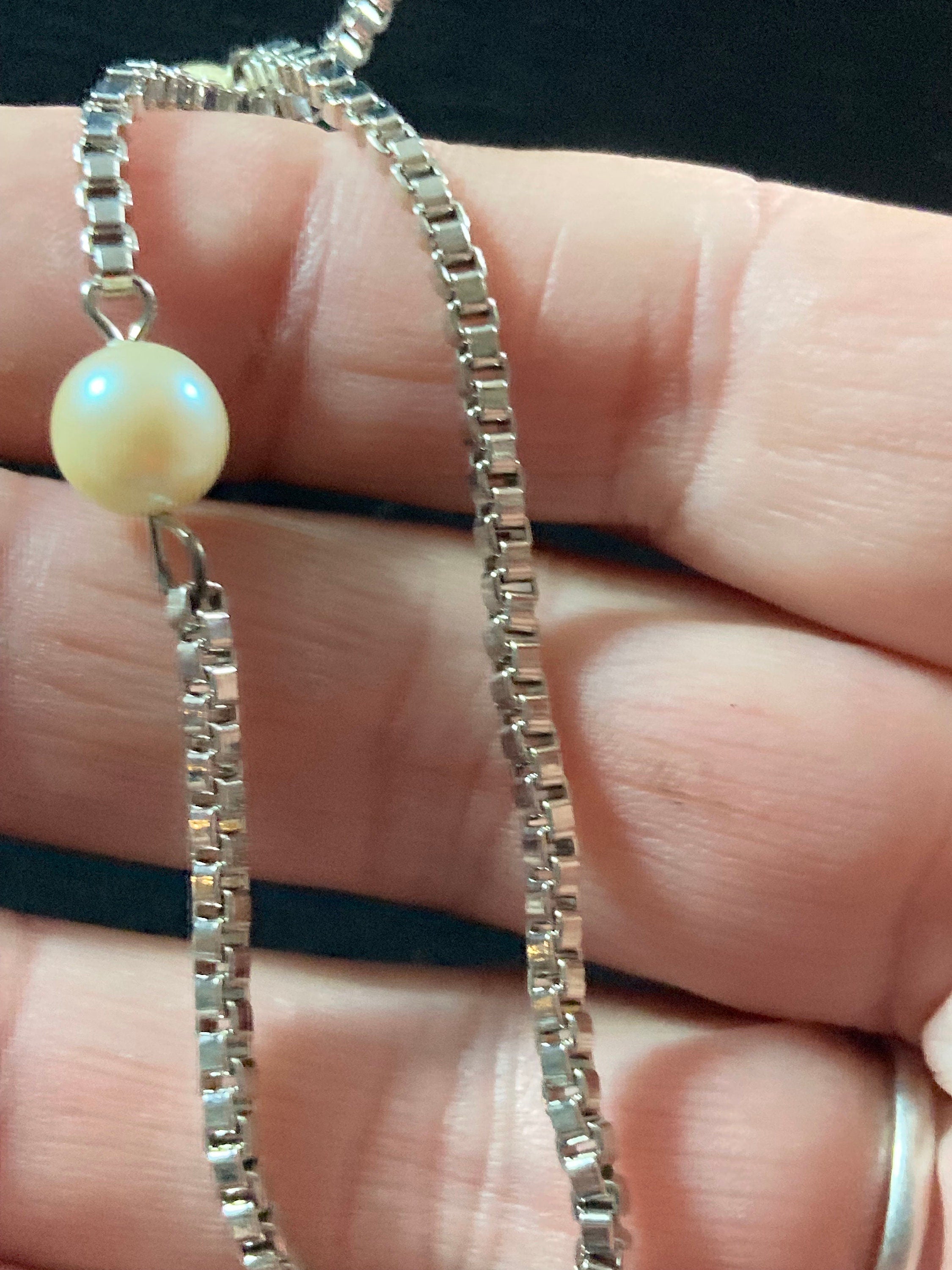 1970s Vintage Silver Plated Faux Pearl Station Necklace - 29”