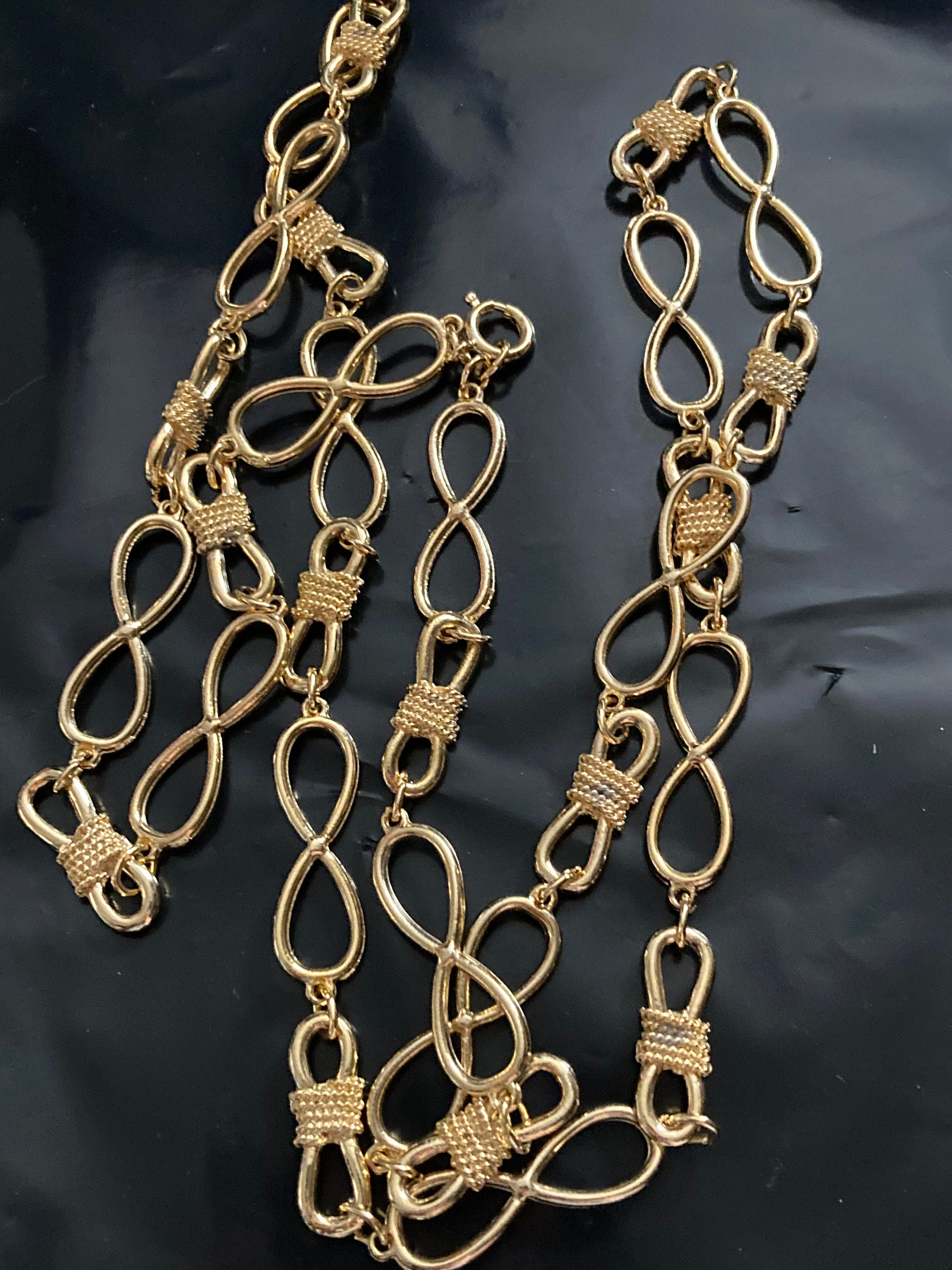 34 inch 87cm long 1980s thick gold plated fancy link figure 8 nautical station necklace for layering