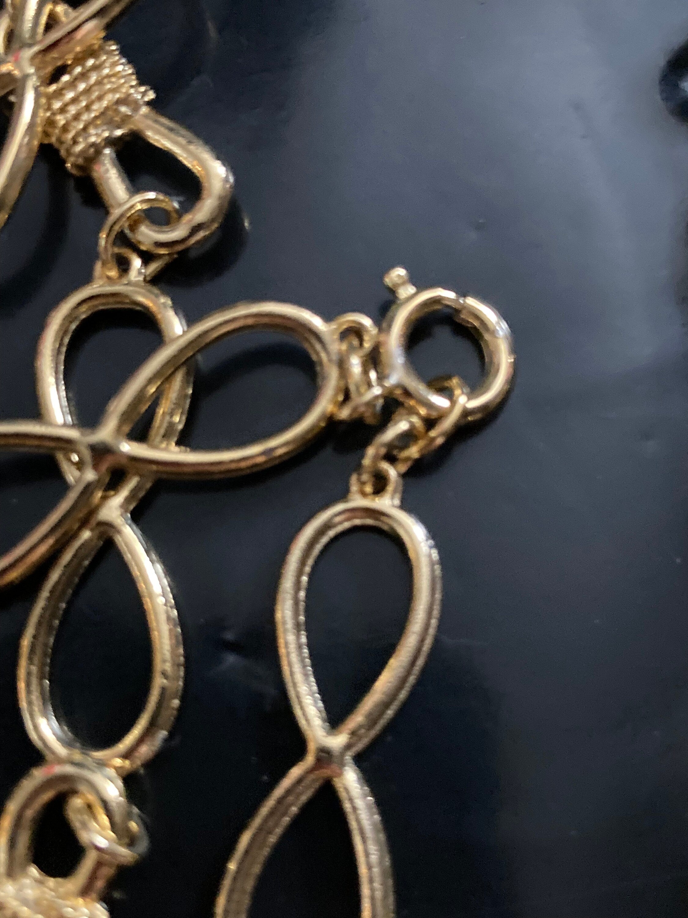 34 inch 87cm long 1980s thick gold plated fancy link figure 8 nautical station necklace for layering