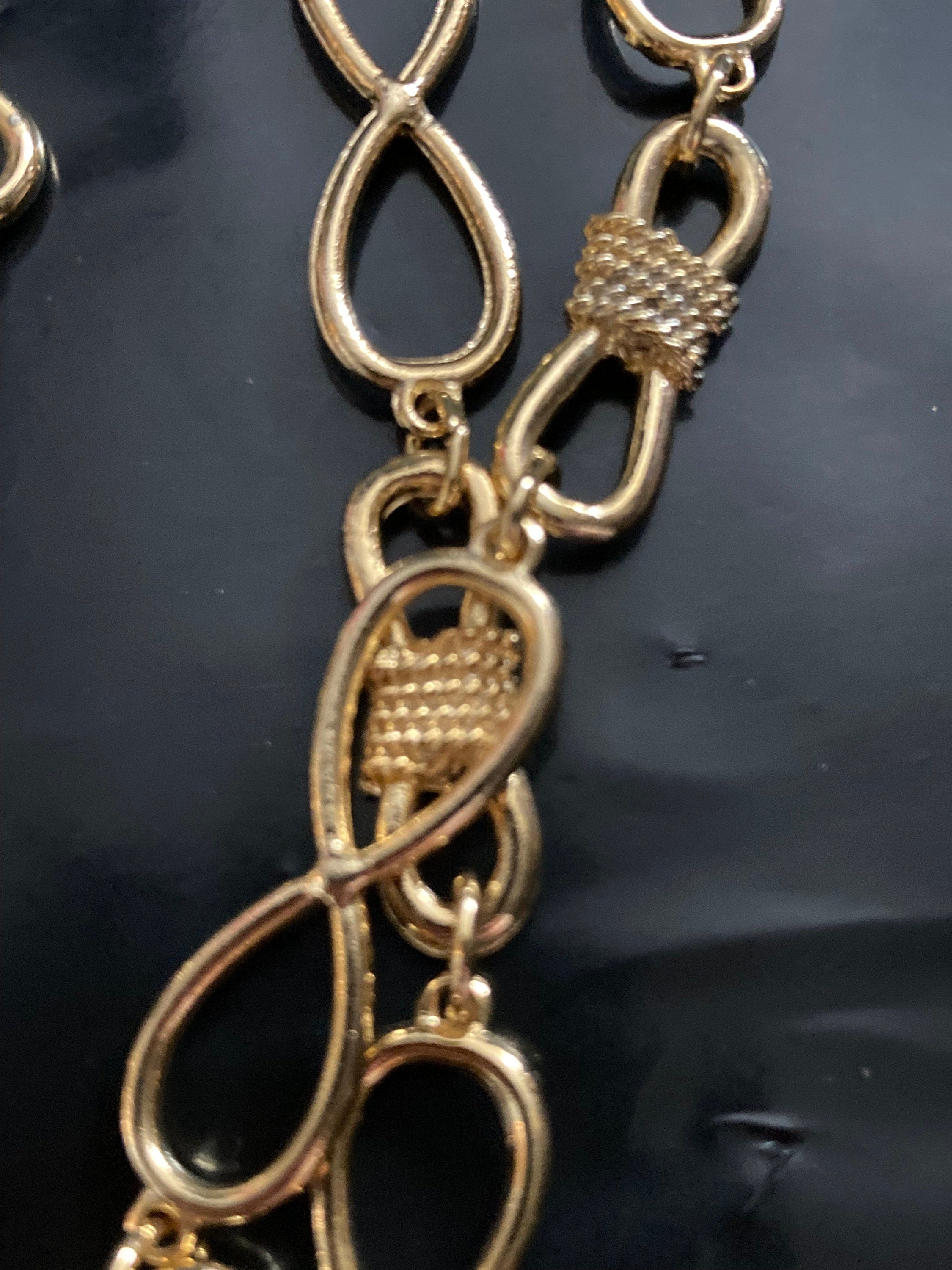 34 inch 87cm long 1980s thick gold plated fancy link figure 8 nautical station necklace for layering