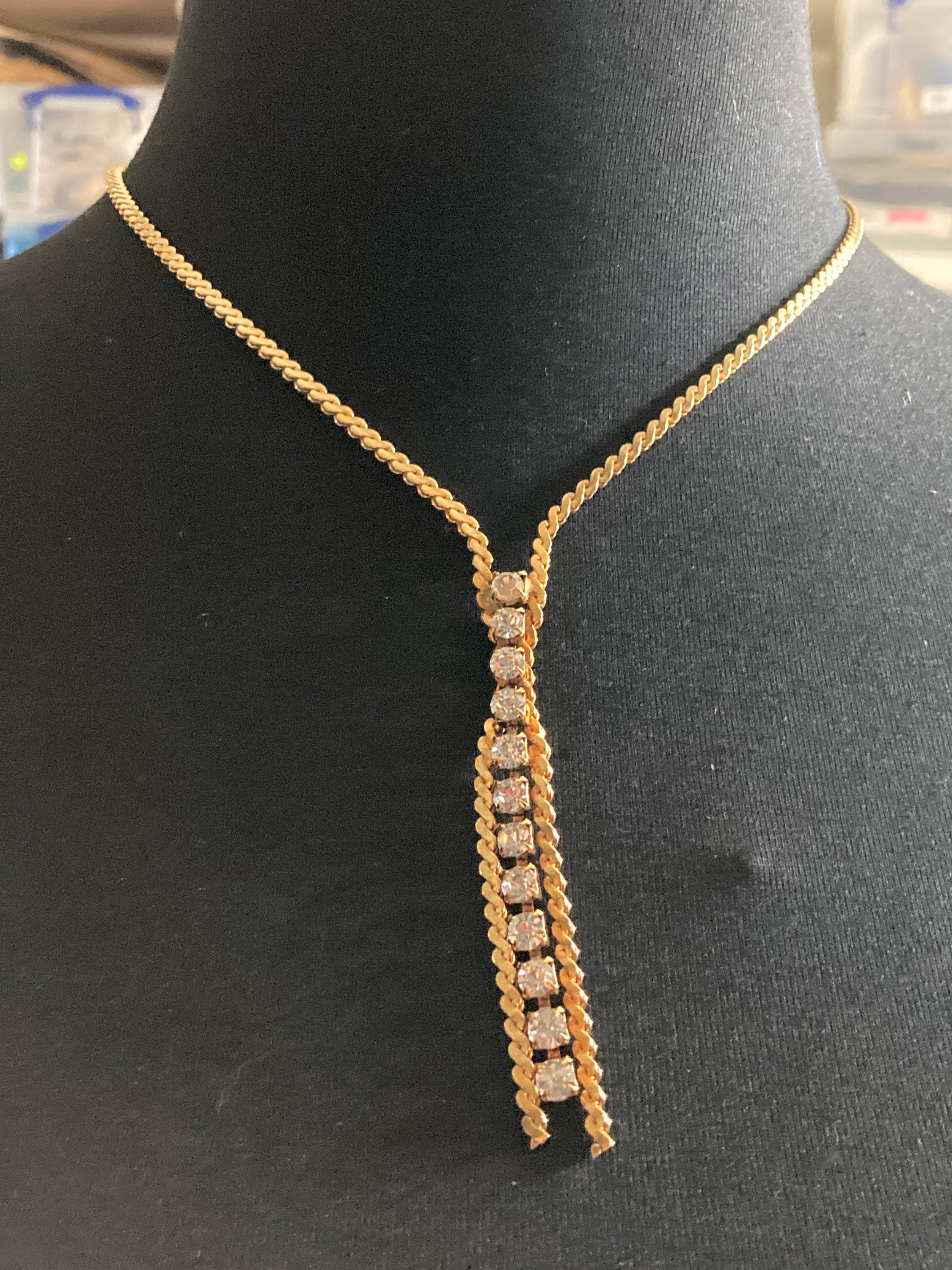 Vintage 1970s gold plated serpentine chain crystal drop necklace