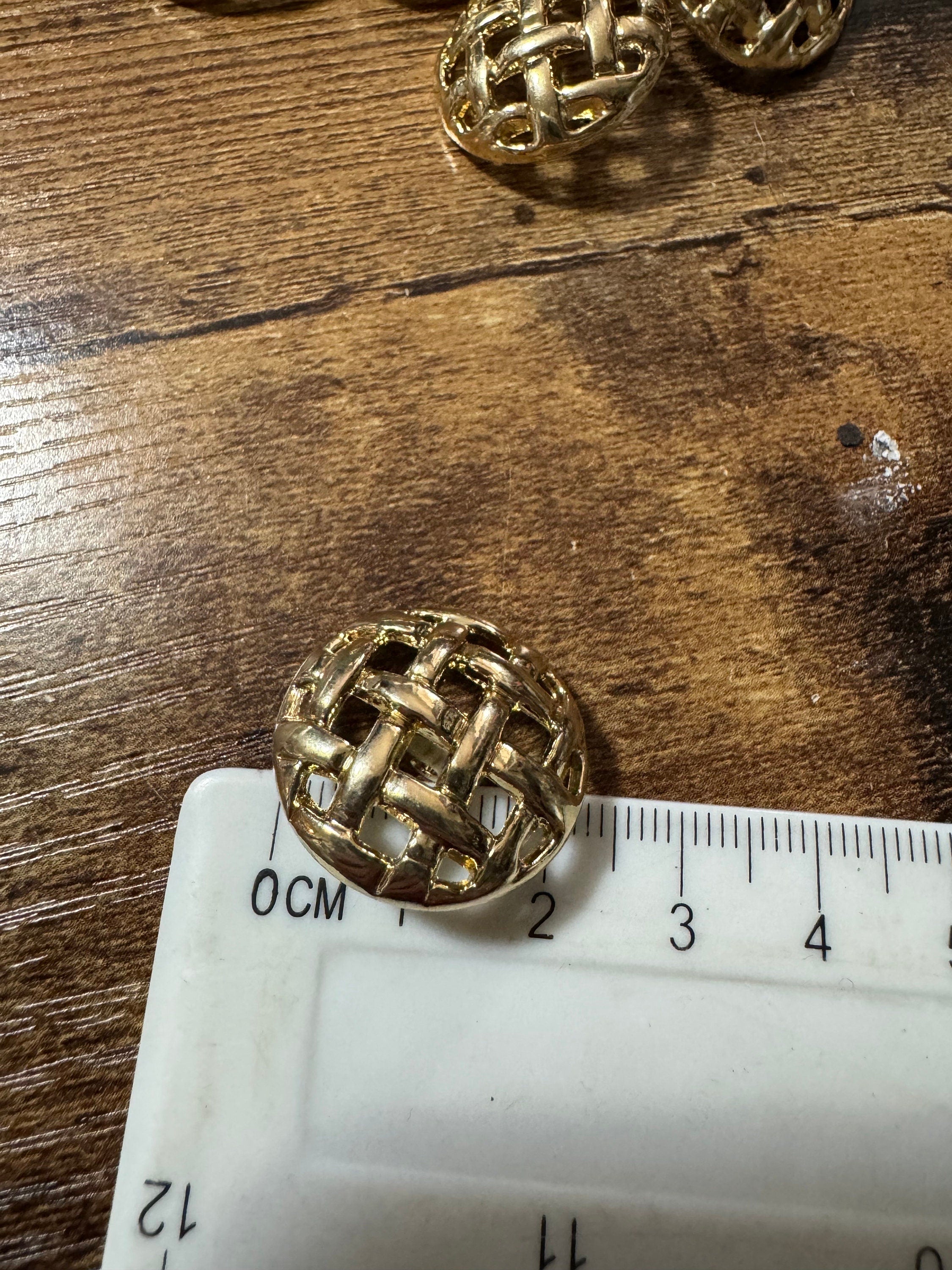 10 x 23mm gold tone round basket weave woven buttons