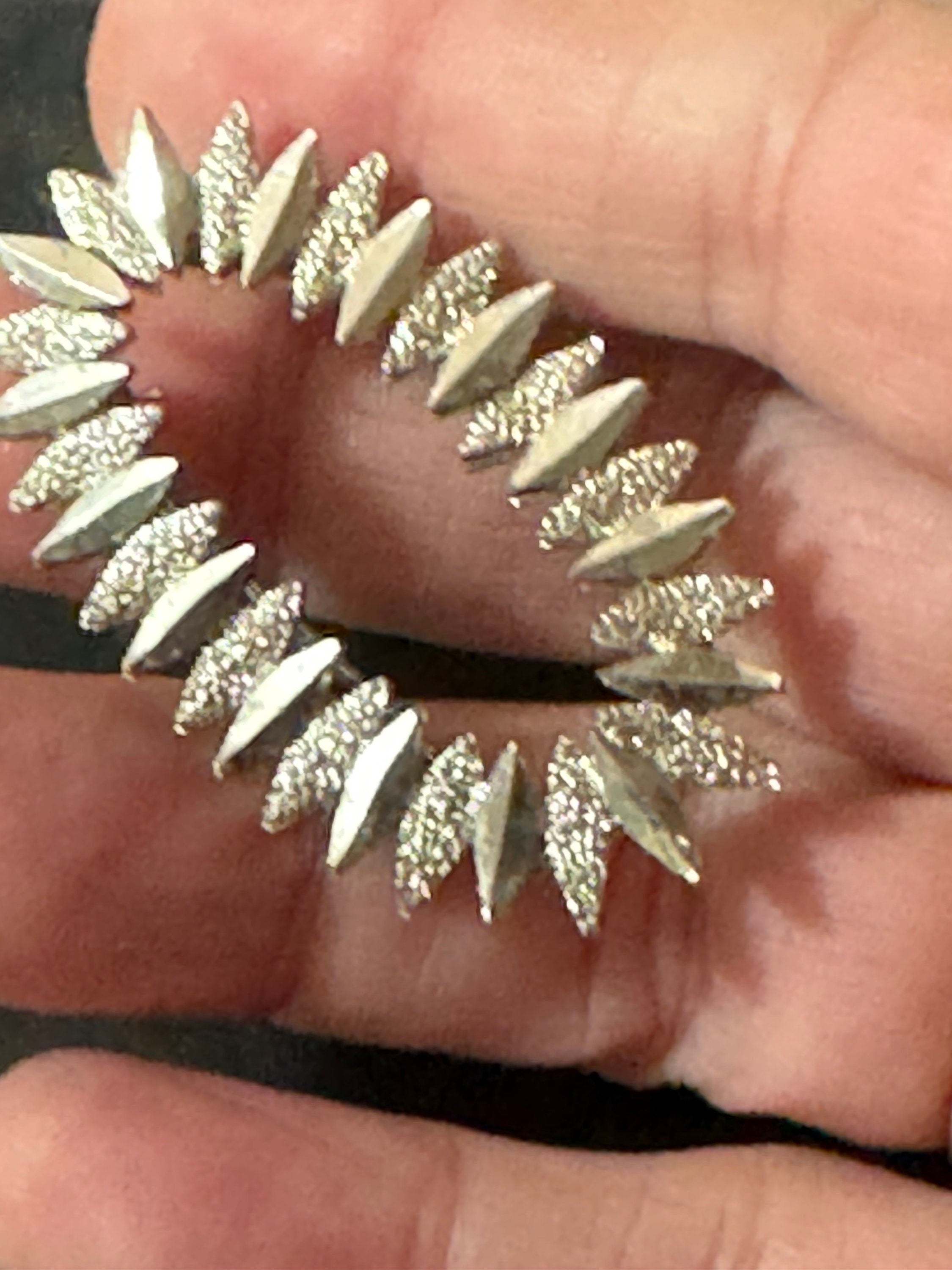 silver abstract oval brutalist brooch, vintage 1970s