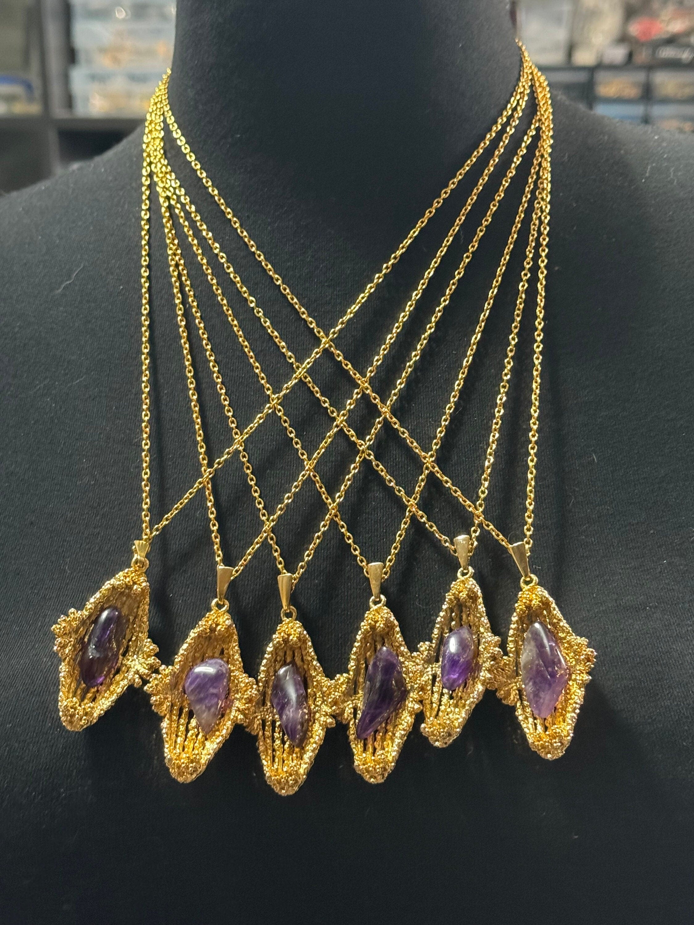 Vintage purple amethyst gemstone brutalist gold tone drop pendant necklace on 64cm chain
