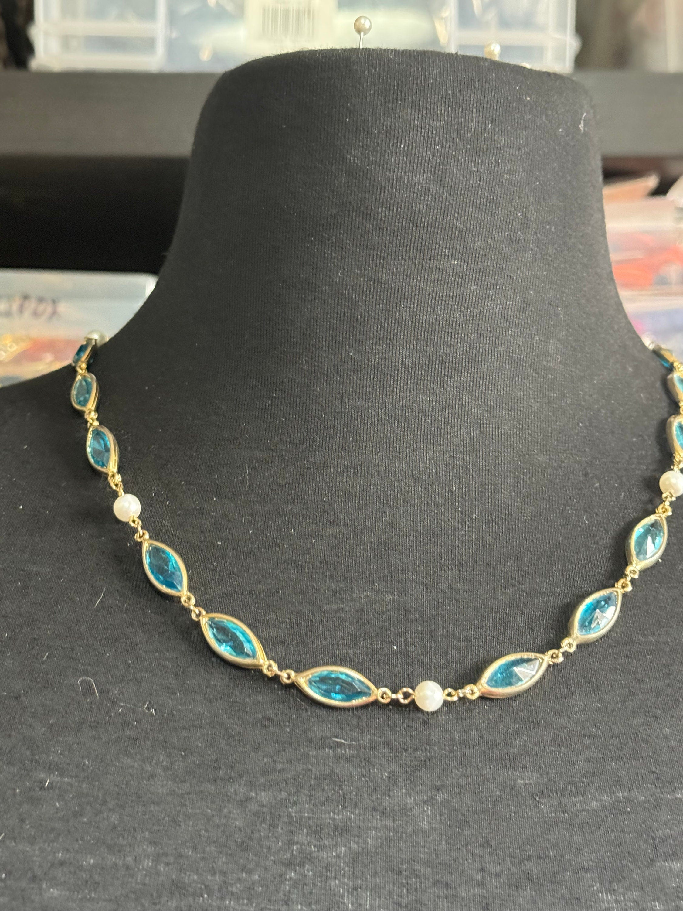 Faux pearl Rivière bezel set sapphire blue glass faceted glass crystal gold plated mariner link chain necklace 57cm length