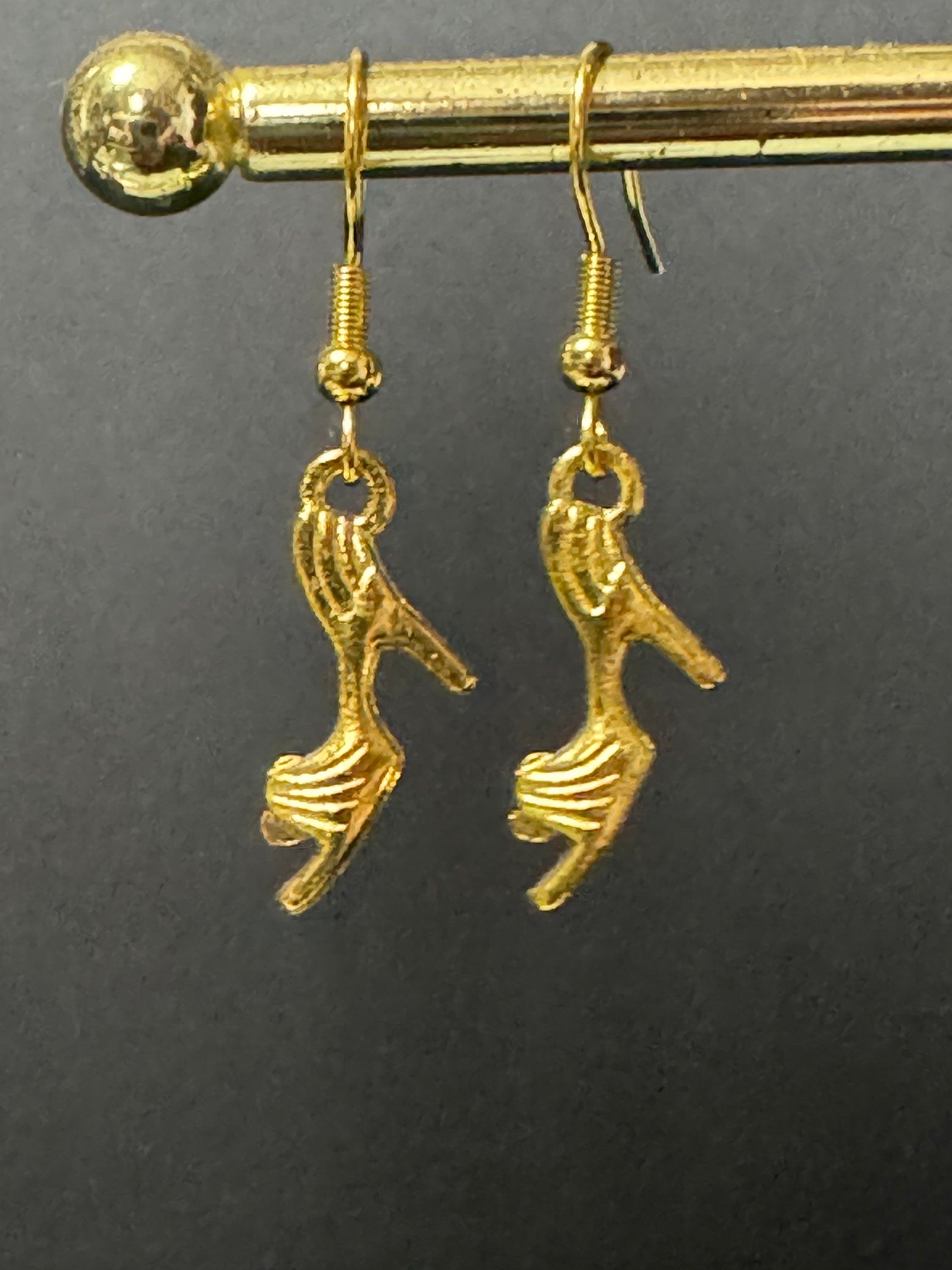 Gold tone stiletto high heeled shoe drop earrings for pierced ears