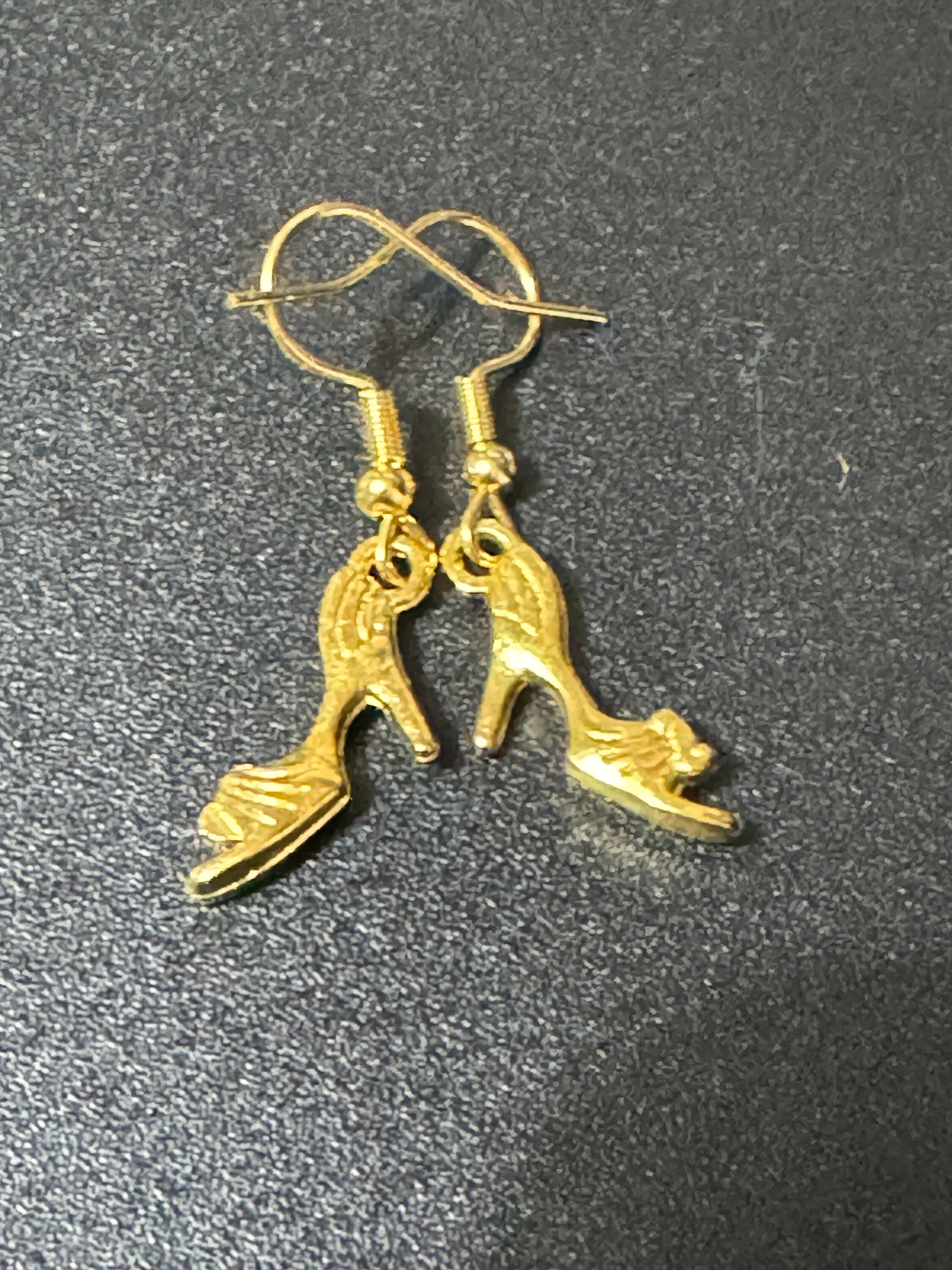 Gold tone stiletto high heeled shoe drop earrings for pierced ears