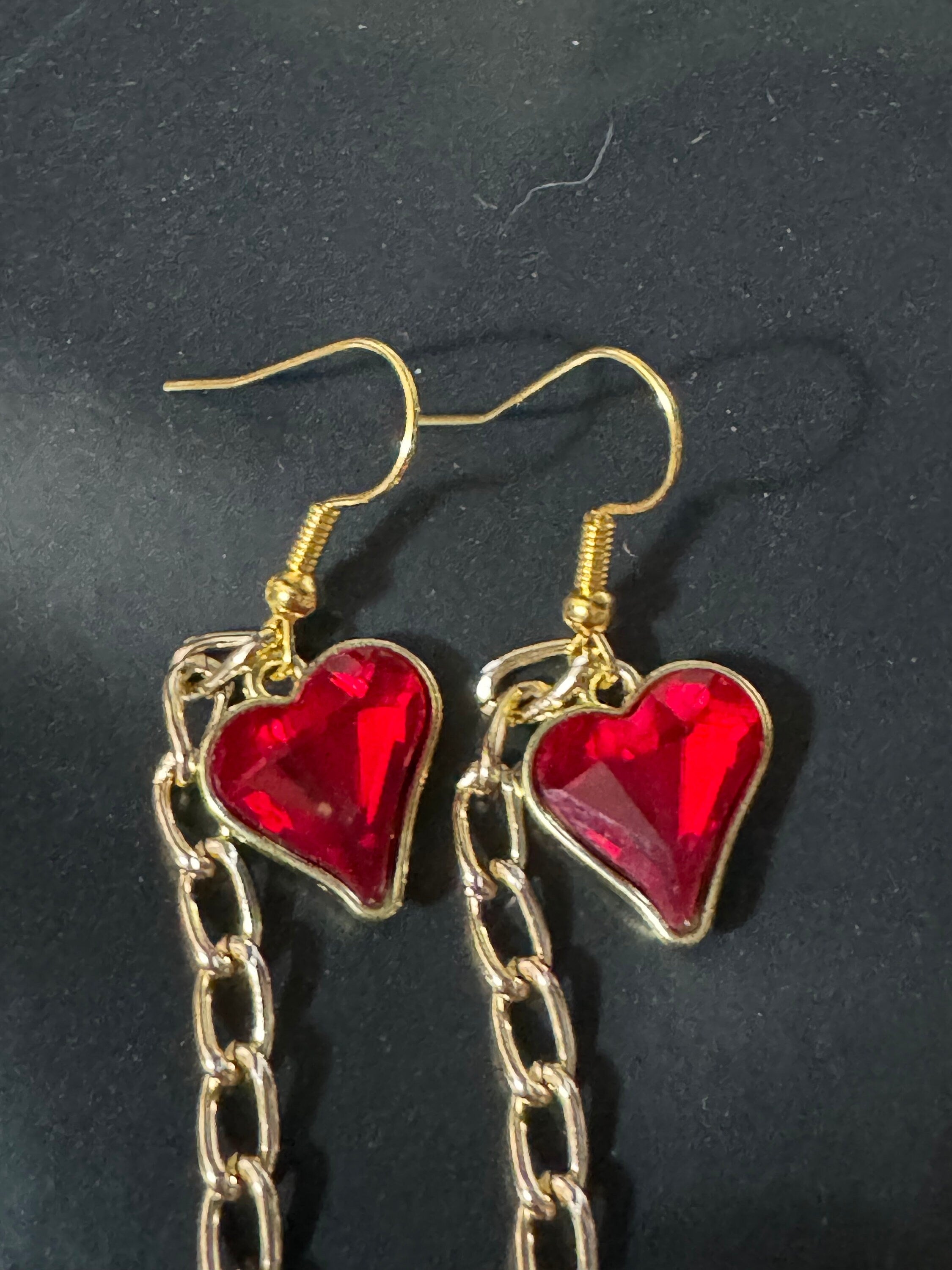 Shoulder grazer 18k gold plated bright red valentines love heart crystal diamanté ornate clover long 10.5cm drop charm earrings