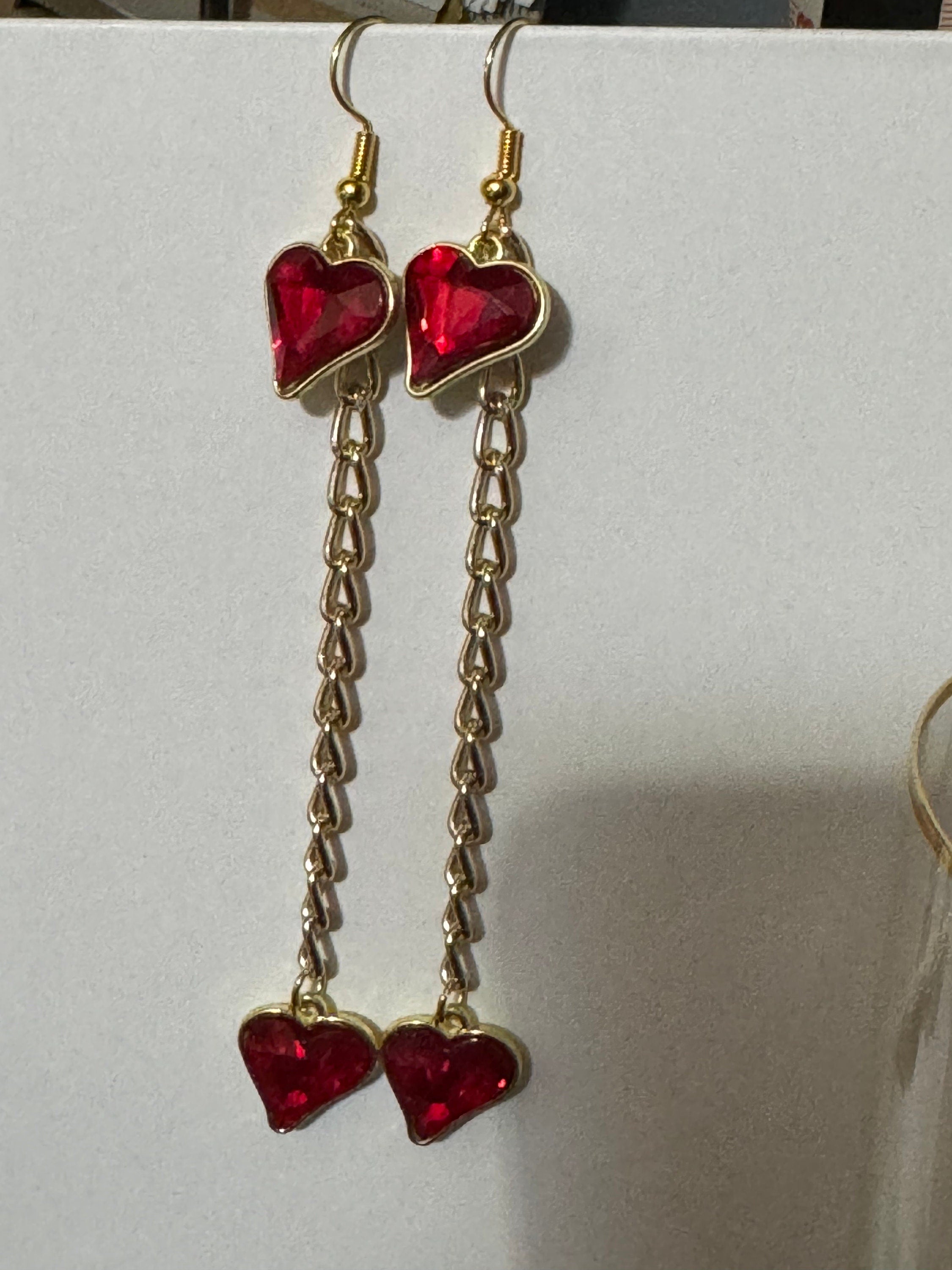 Shoulder grazer 18k gold plated bright red valentines love heart crystal diamanté ornate clover long 10.5cm drop charm earrings