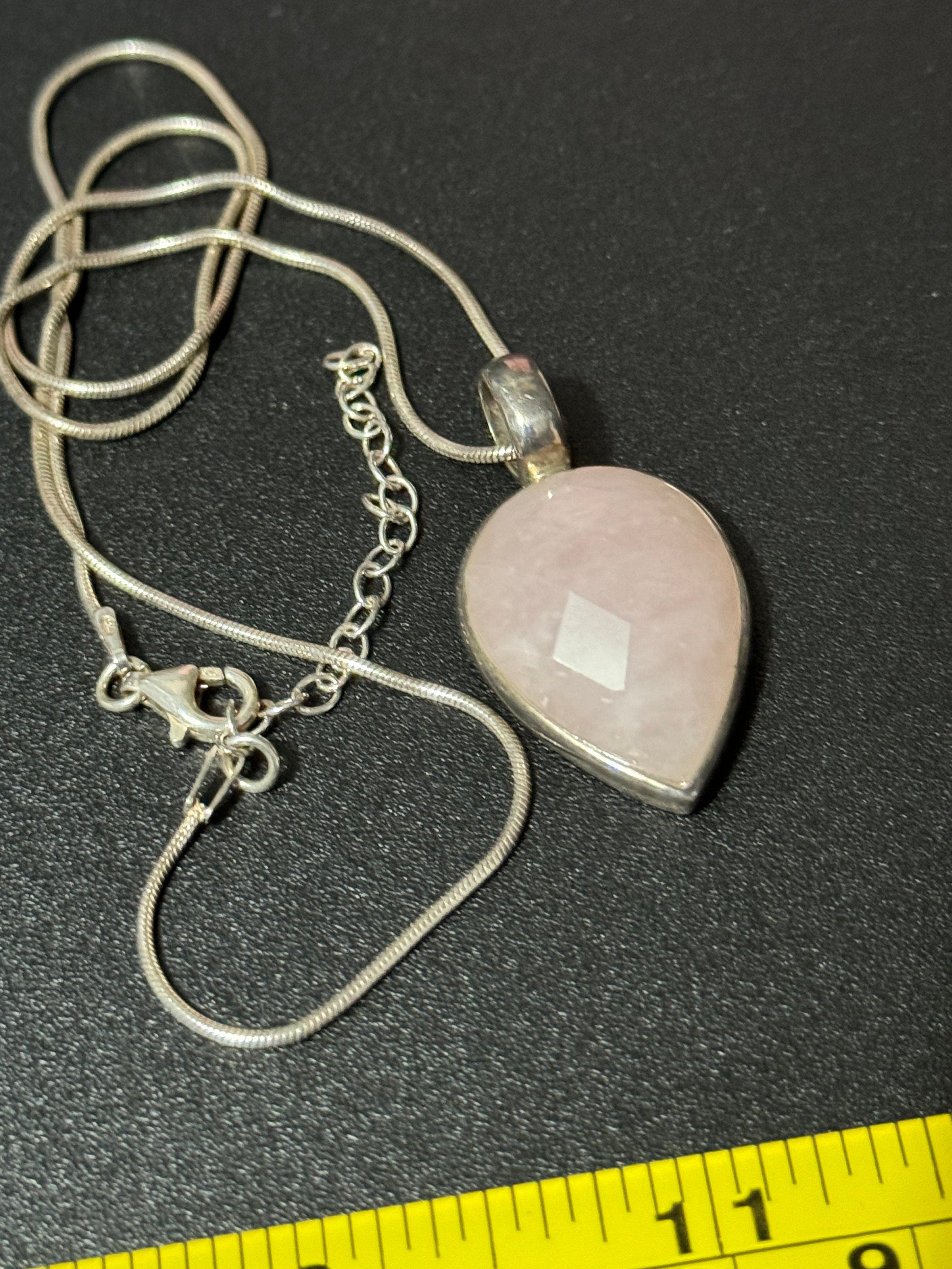 Retro sterling silver 925 faceted cut rose quartz pendant necklace in sterling chain