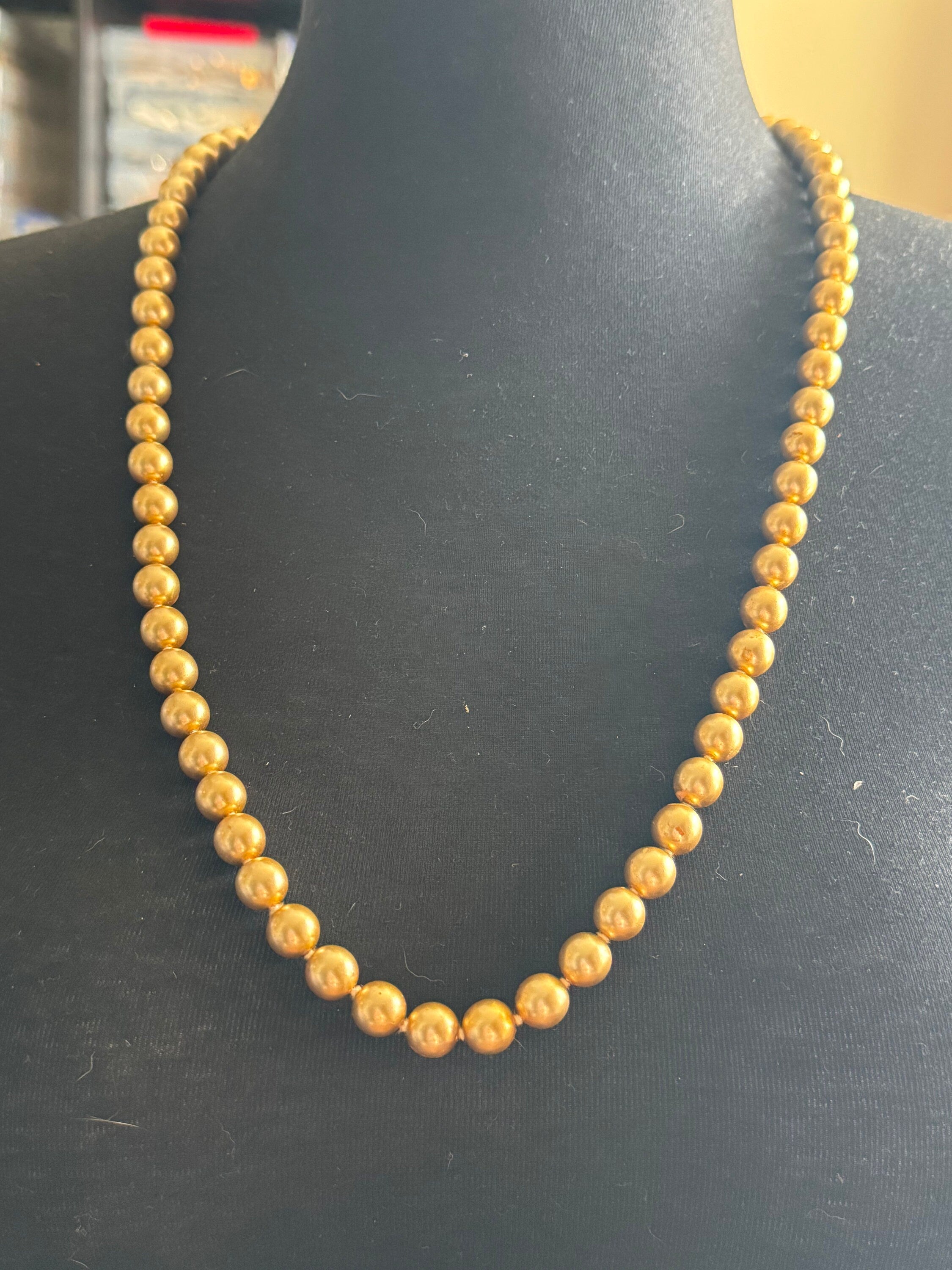 Signed Joan Rivers long gold faux glass pearl beaded necklace 75-84cm