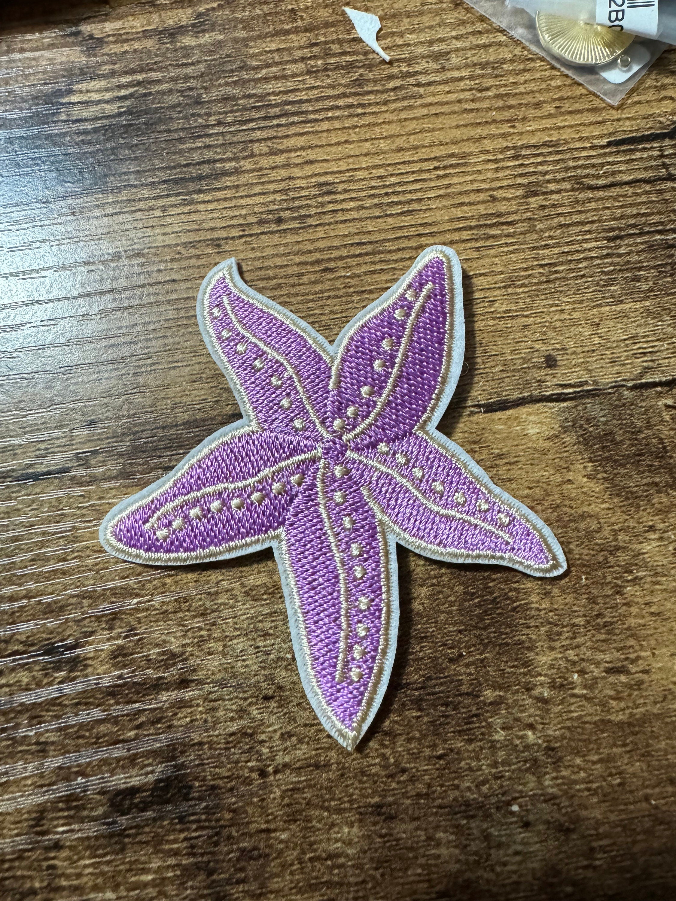 Pink Starfish Iron-On Patch: Nautical Embroidered Appliqué (7cm)