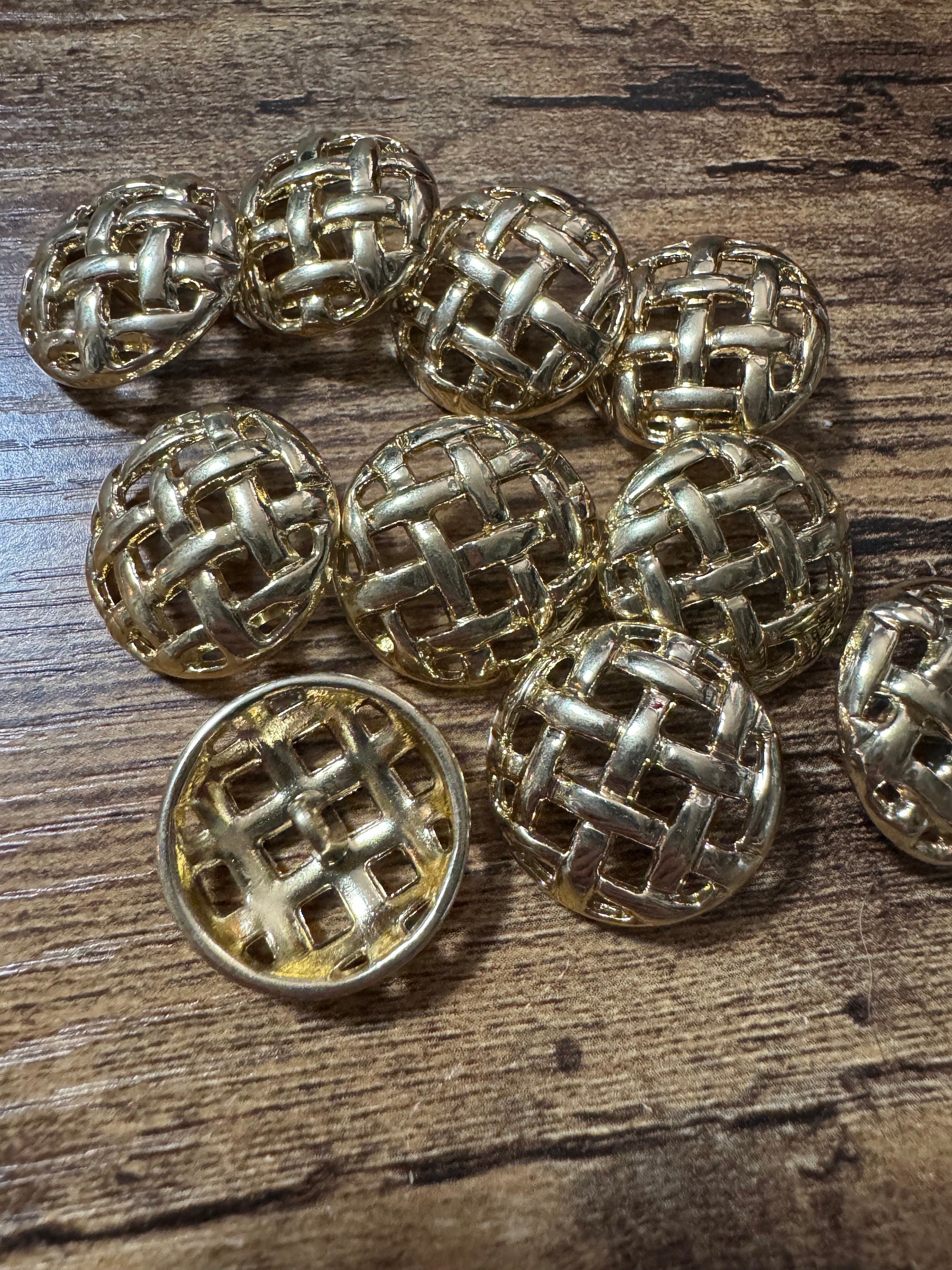 10 x 23mm gold tone round basket weave woven buttons