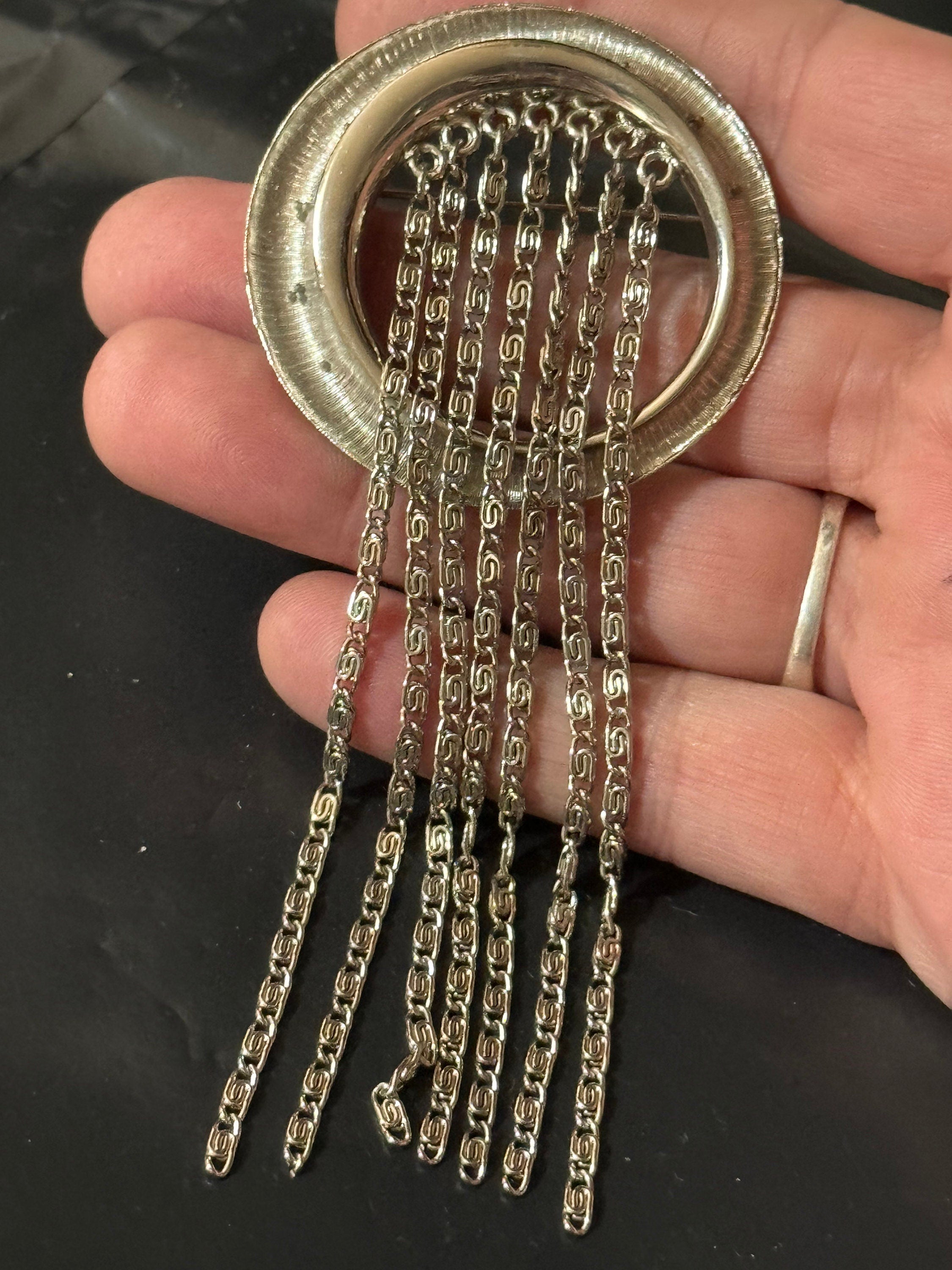 True vintage 1970s modernist large Gold tone abstract chain link tassel brooch 9cm