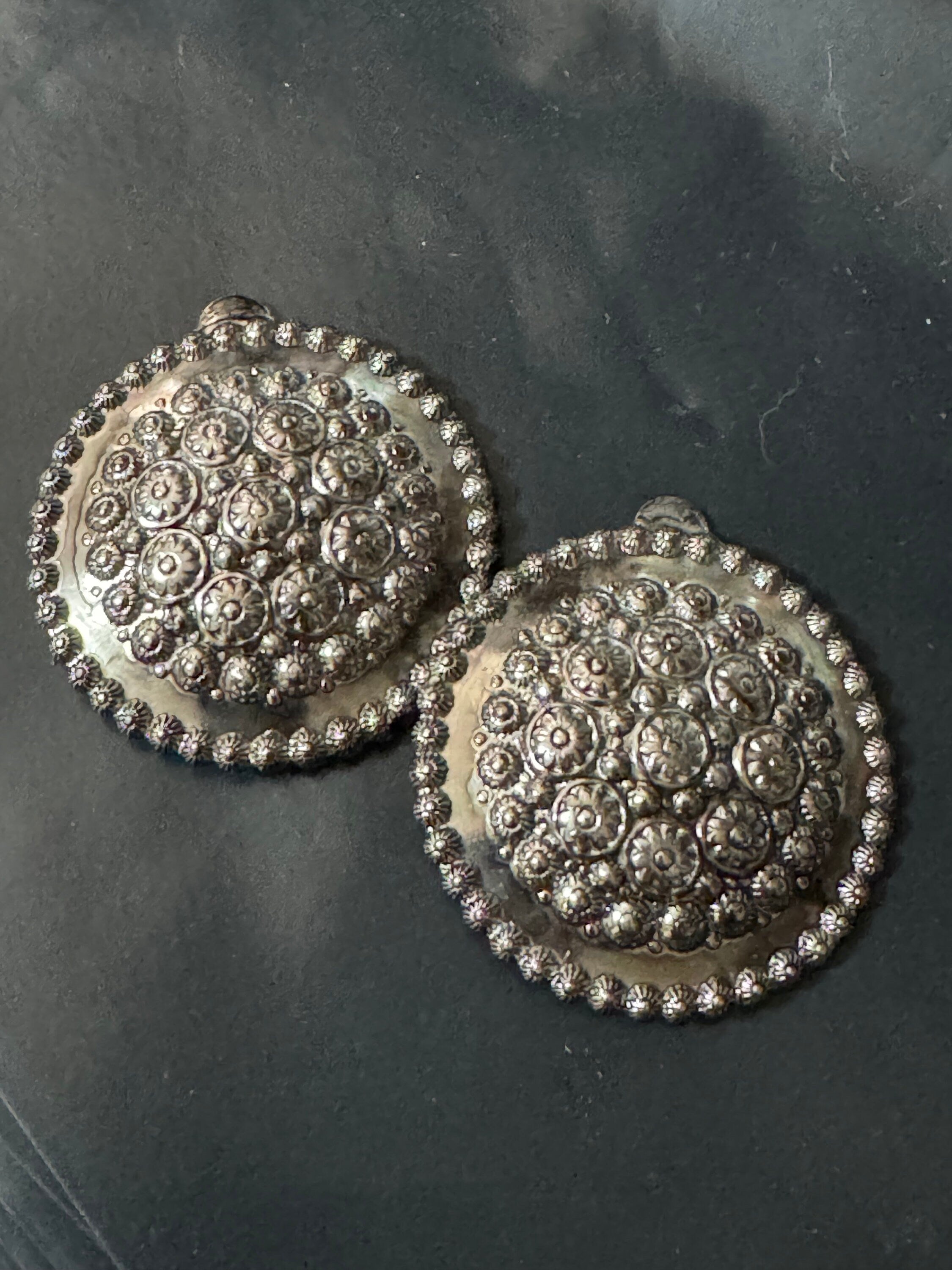 True vintage oversized Etruscan Silver metal 4cm round disc button earrings genuine period old shop stock