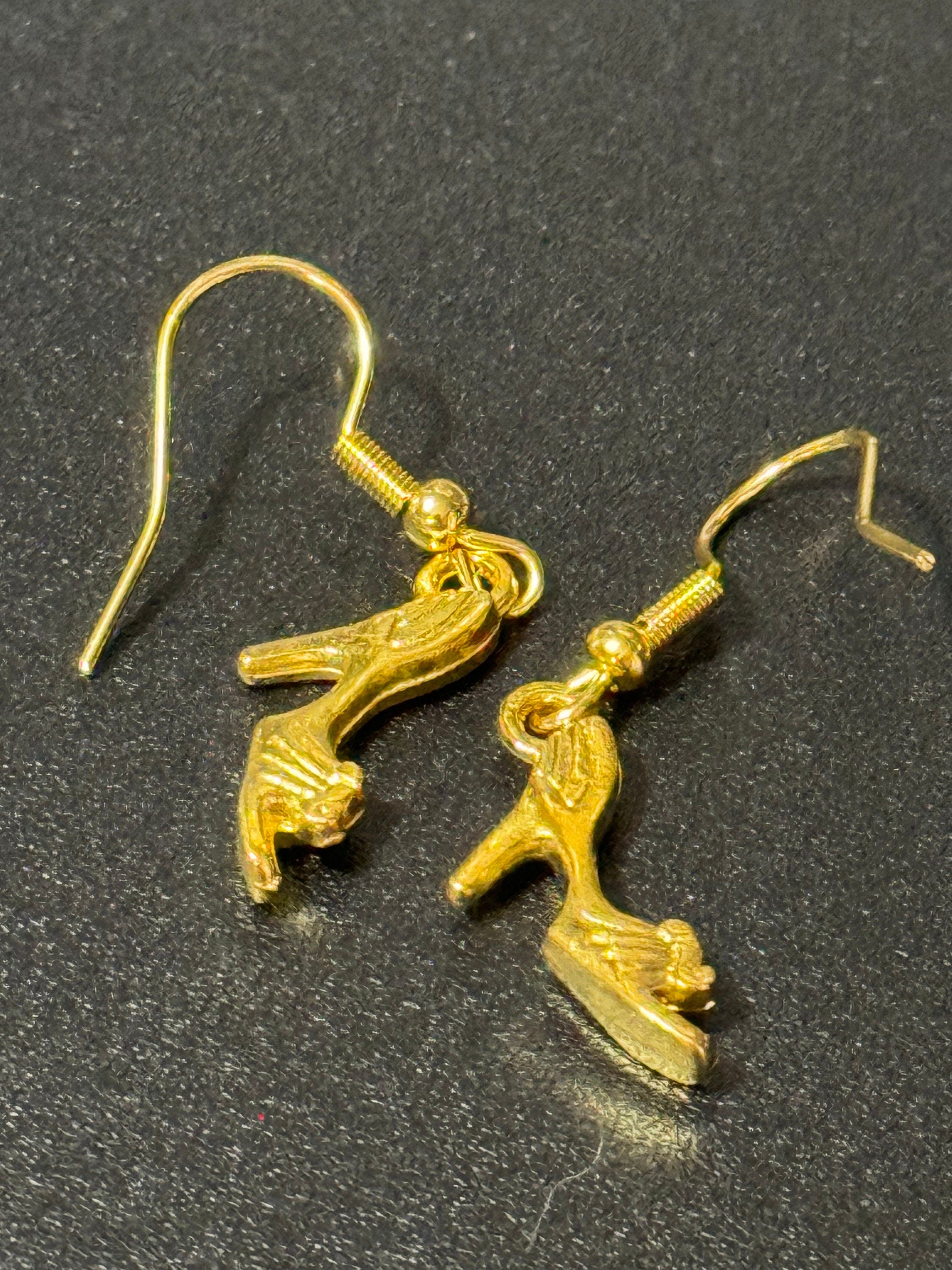 Gold tone stiletto high heeled shoe drop earrings for pierced ears