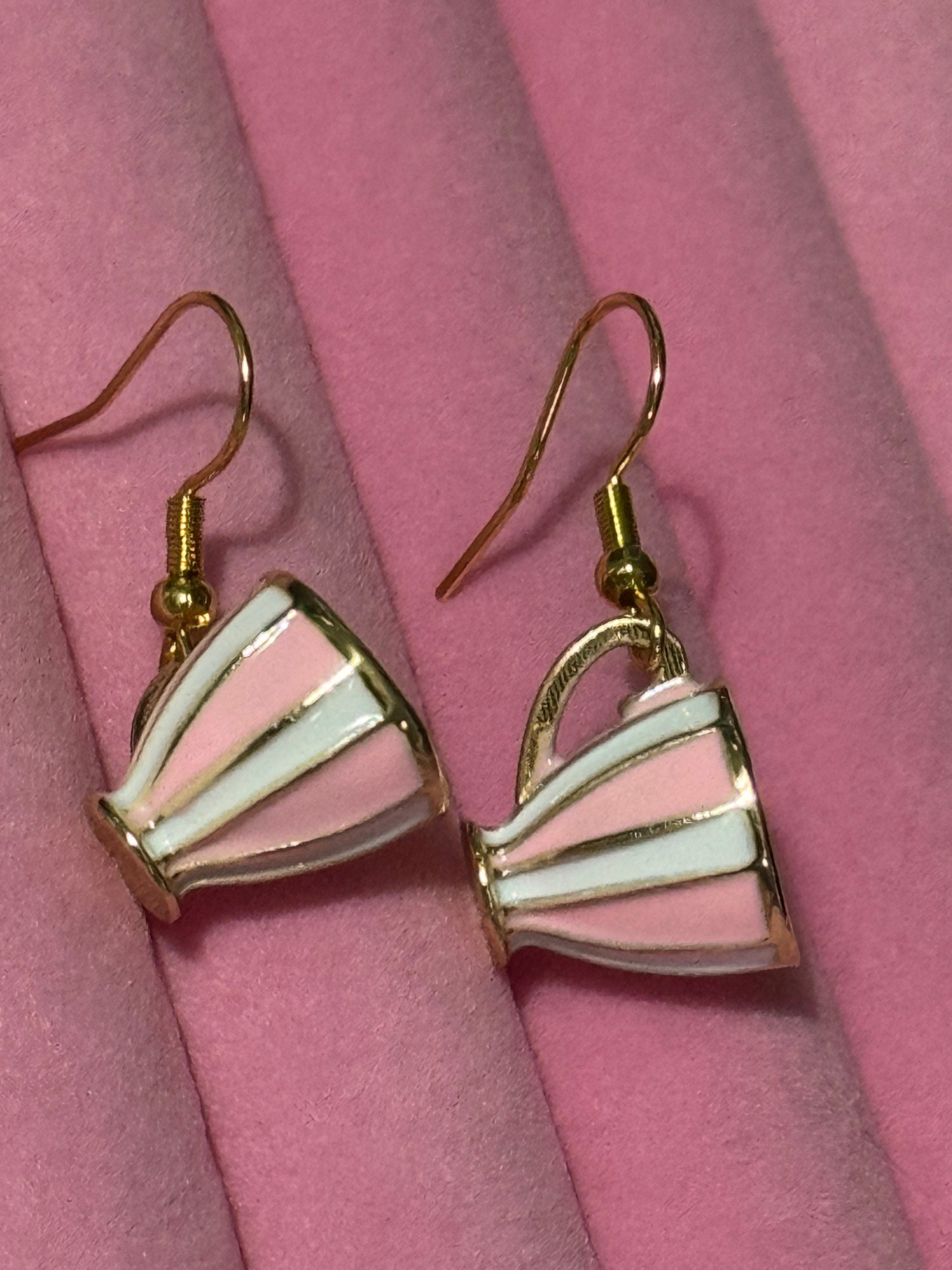 Pink and white stripes gilded tea cup novelty drop earrings Vintage tea-party