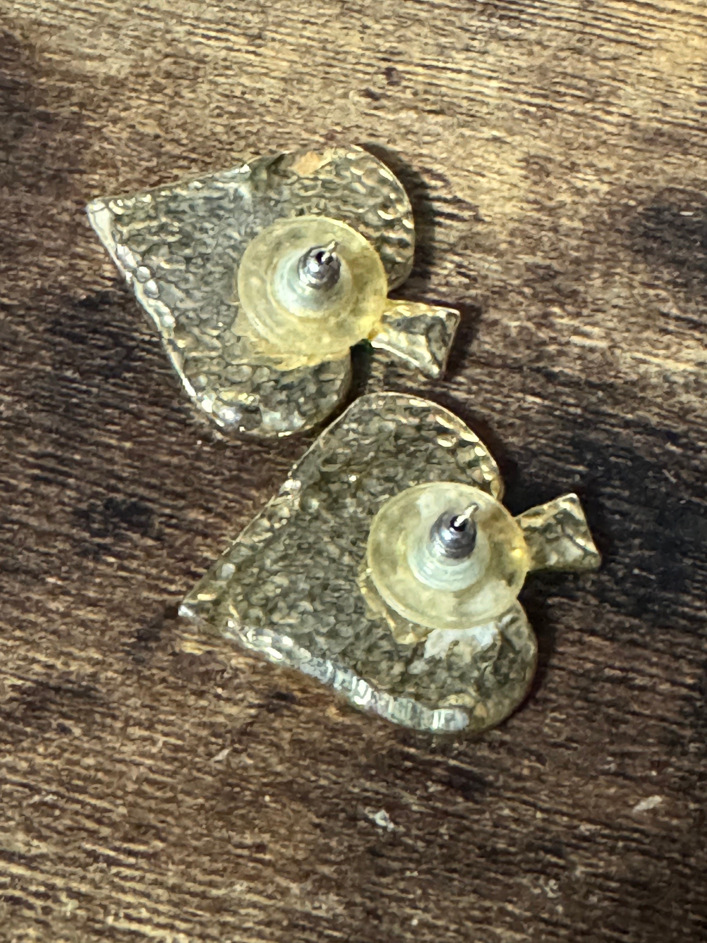 Vintage Spades Earrings: Gold Tone Red Enamel Studs