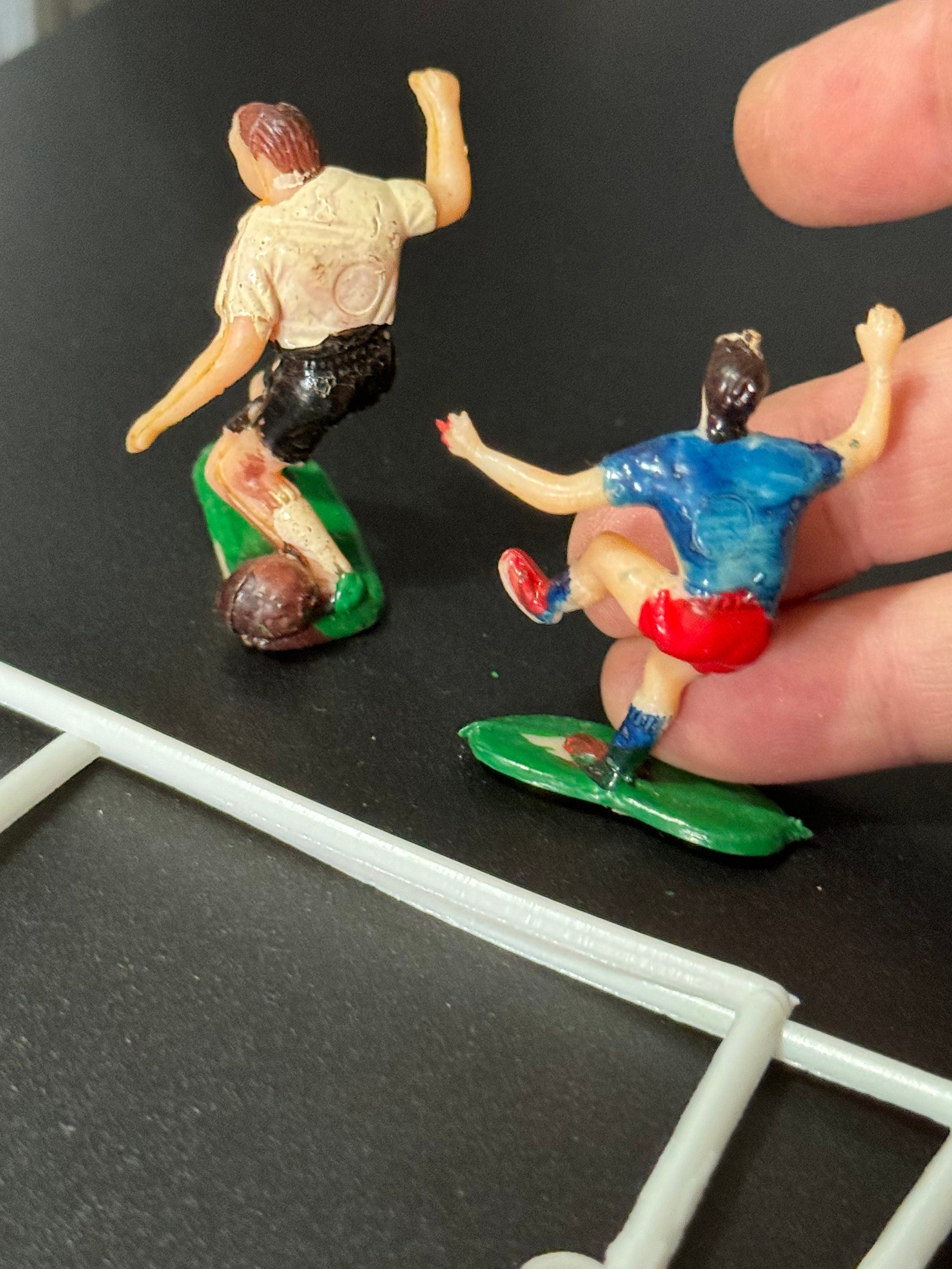Vintage retro boys dads men’s football team cake toppers players and goals football cake birthday