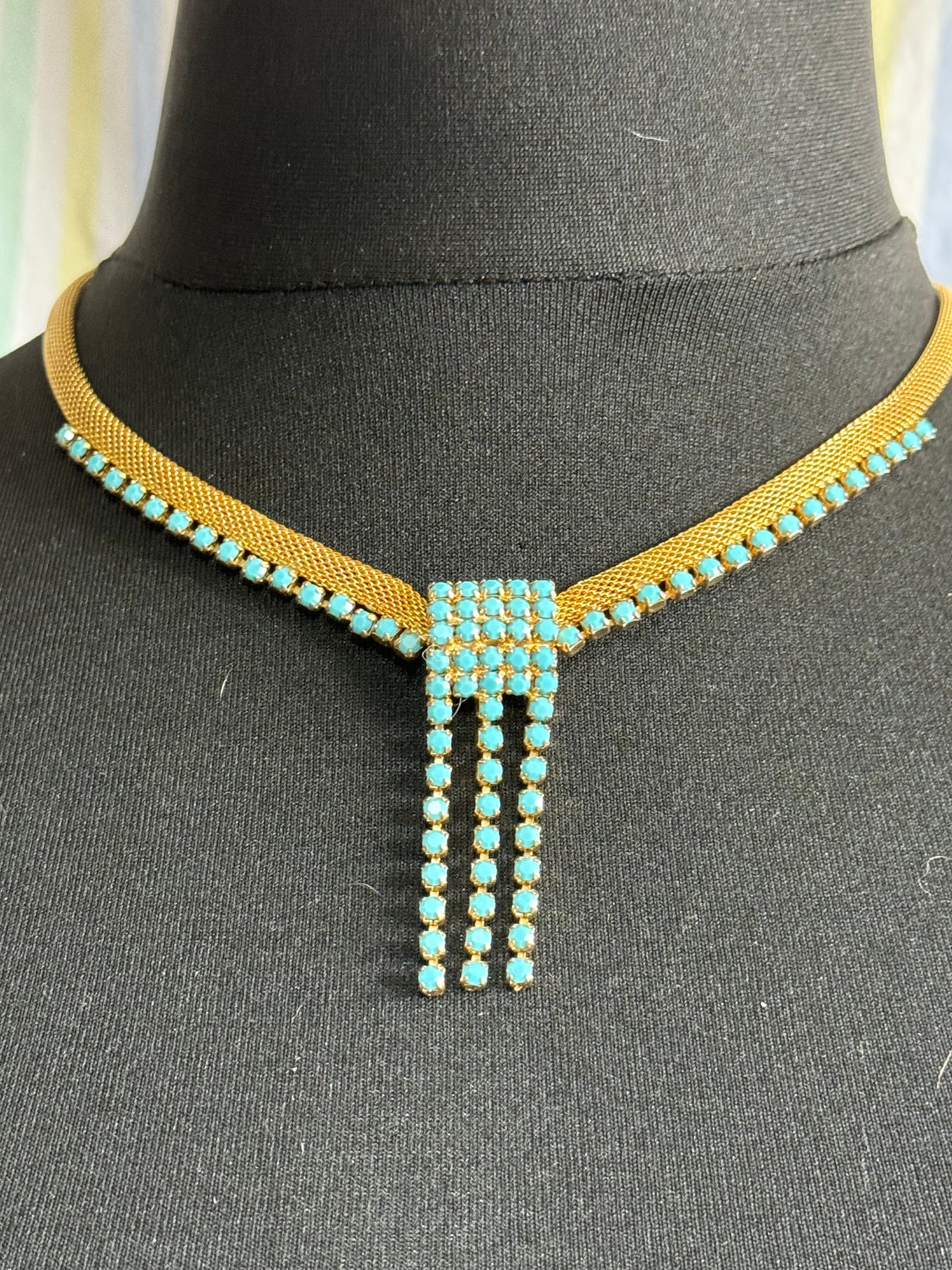 Vintage gold tone mesh lariat drop necklace with turquoise glass paste stones