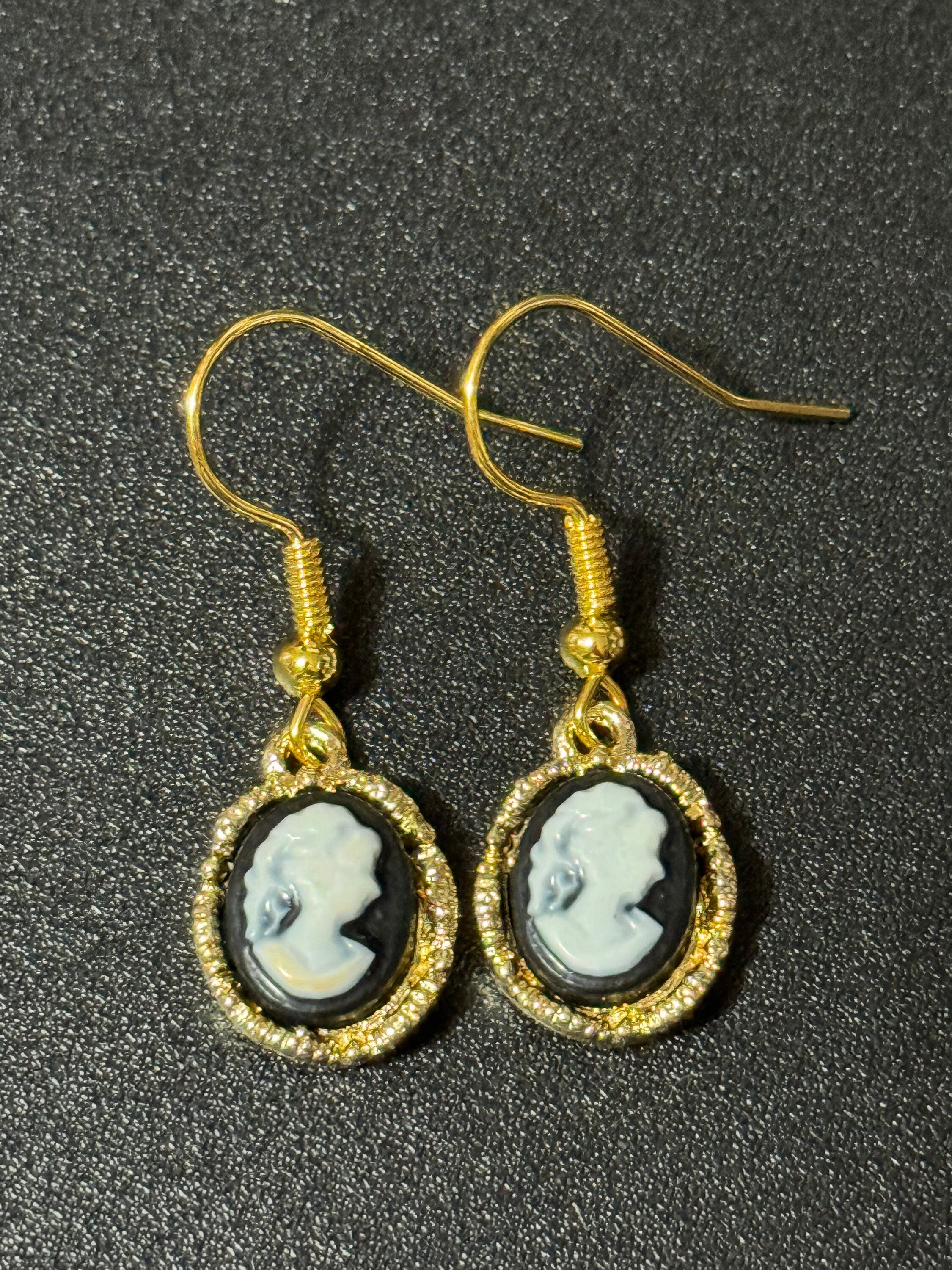 gold tone small black and white CAMEO drop earrings