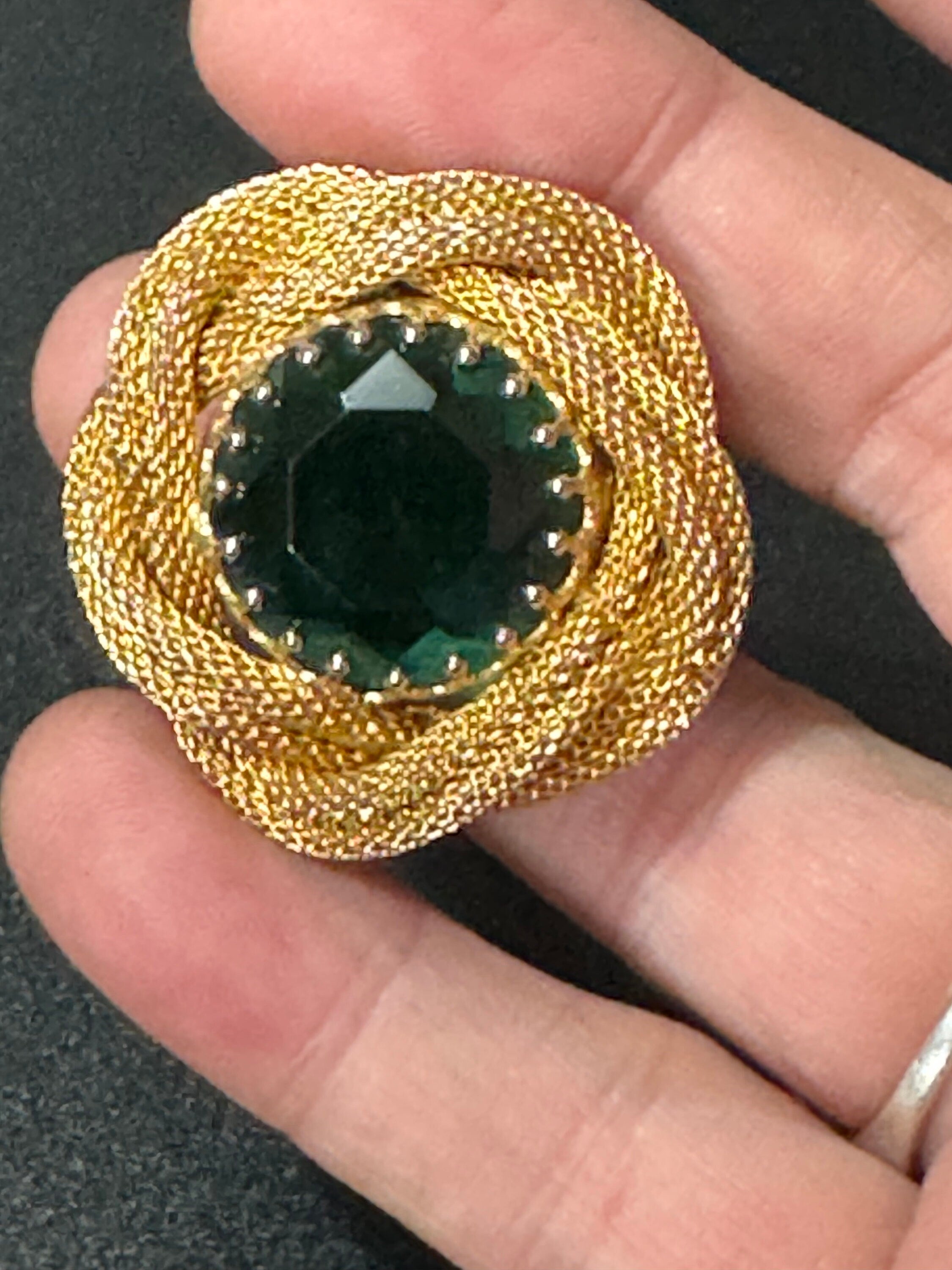 vintage modernist gold tone Green glass mesh brooch 4cm