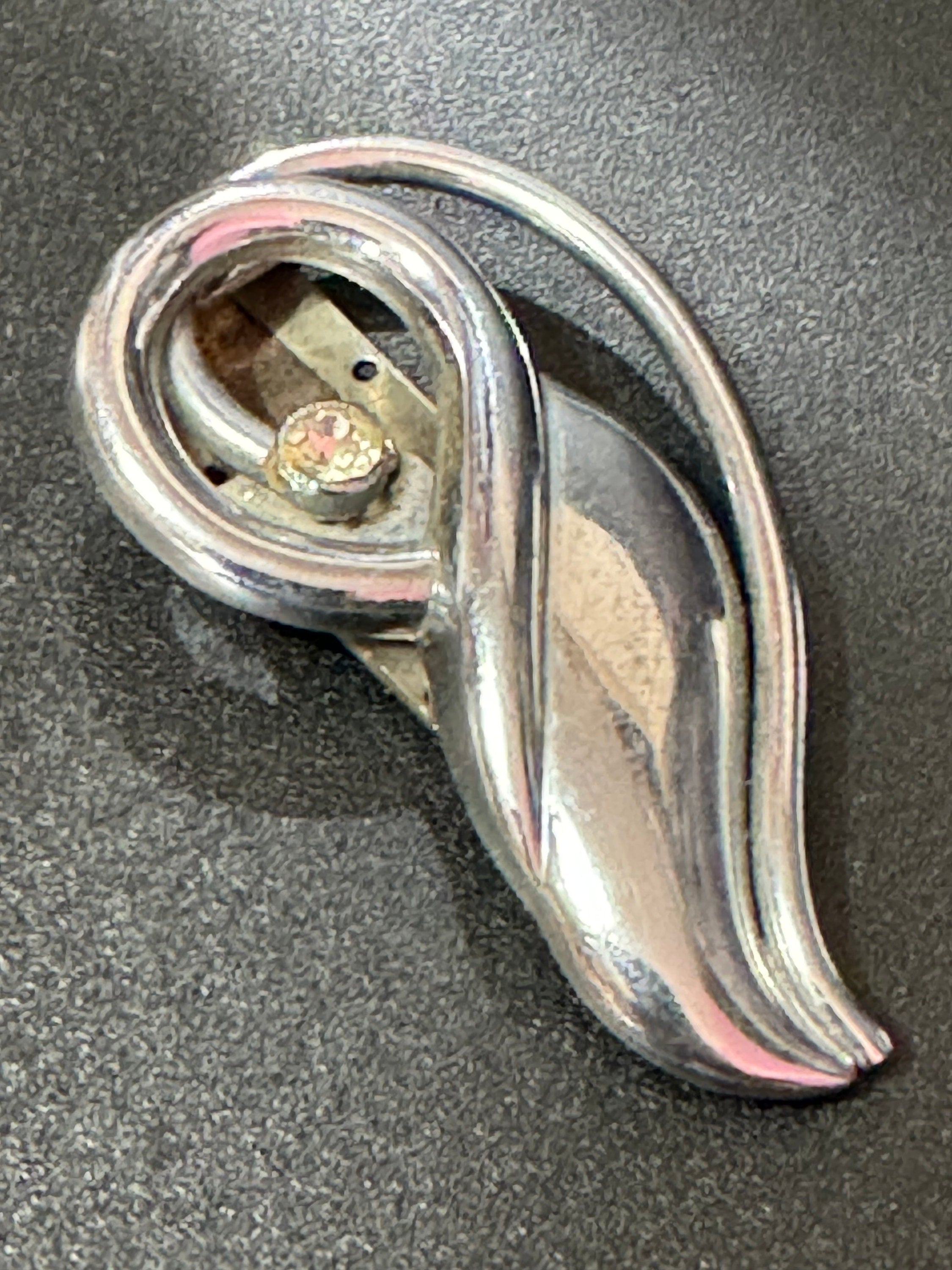 1 x Art Deco Chrome dress clip set with clear paste rhinestone