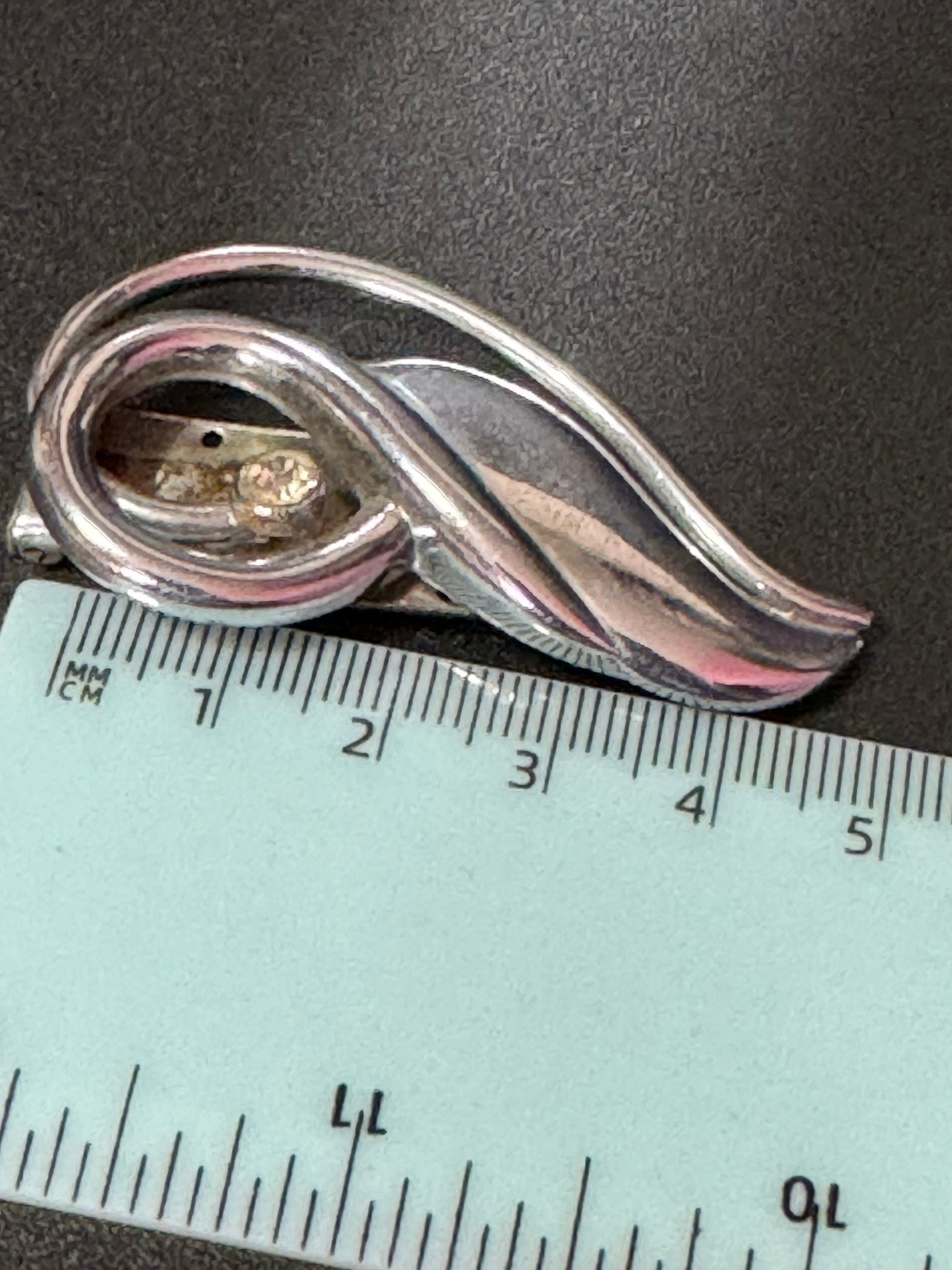 1 x Art Deco Chrome dress clip set with clear paste rhinestone