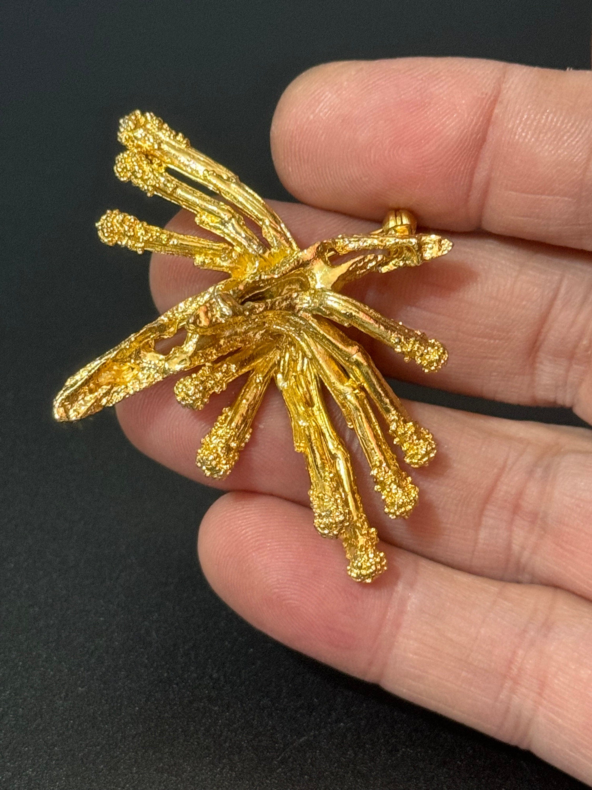 vintage modernist gold tone abstract textured spiked brooch