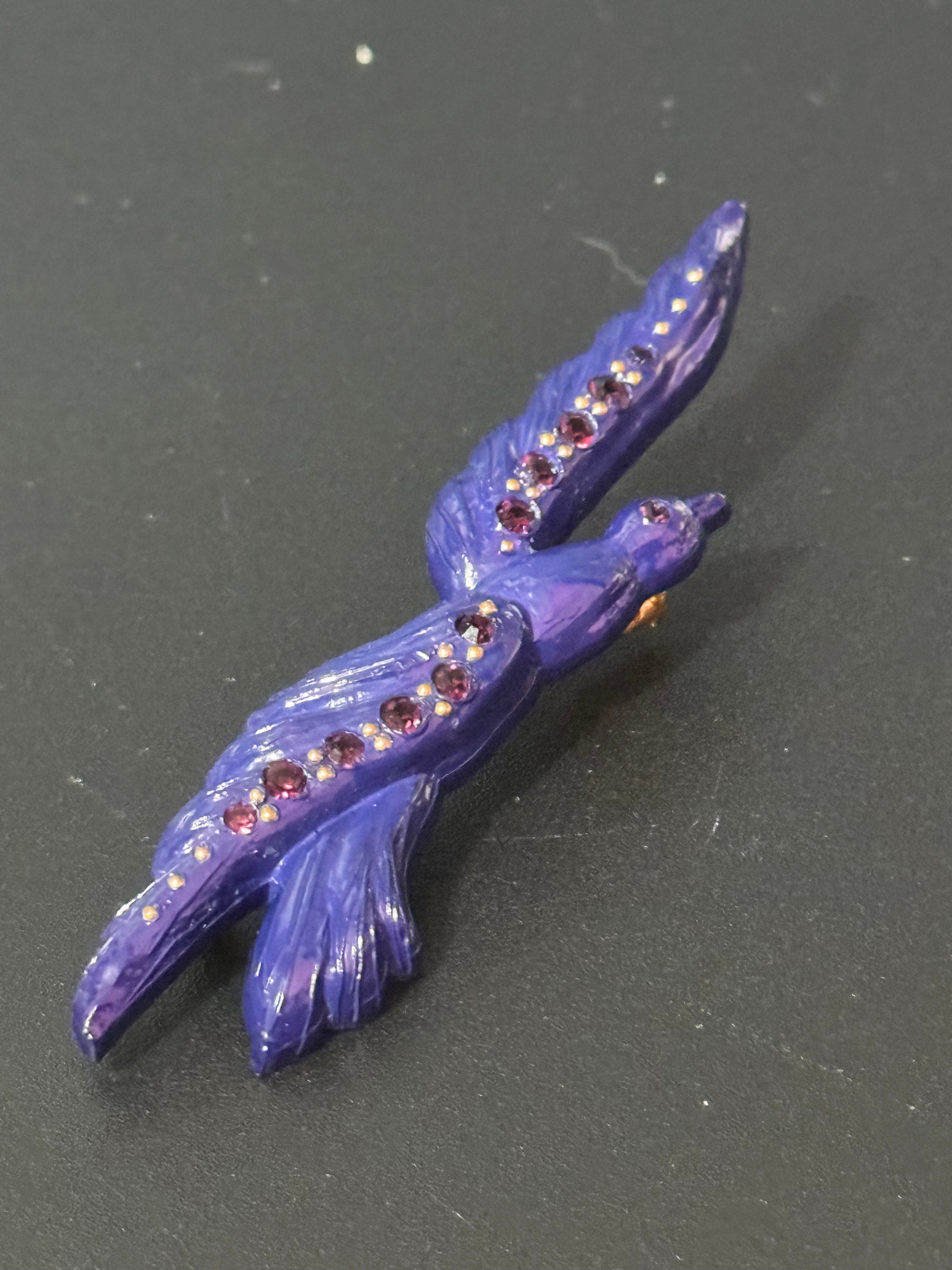 Oversized 9cm seagull brooch, vintage French early plastic purple celluloid