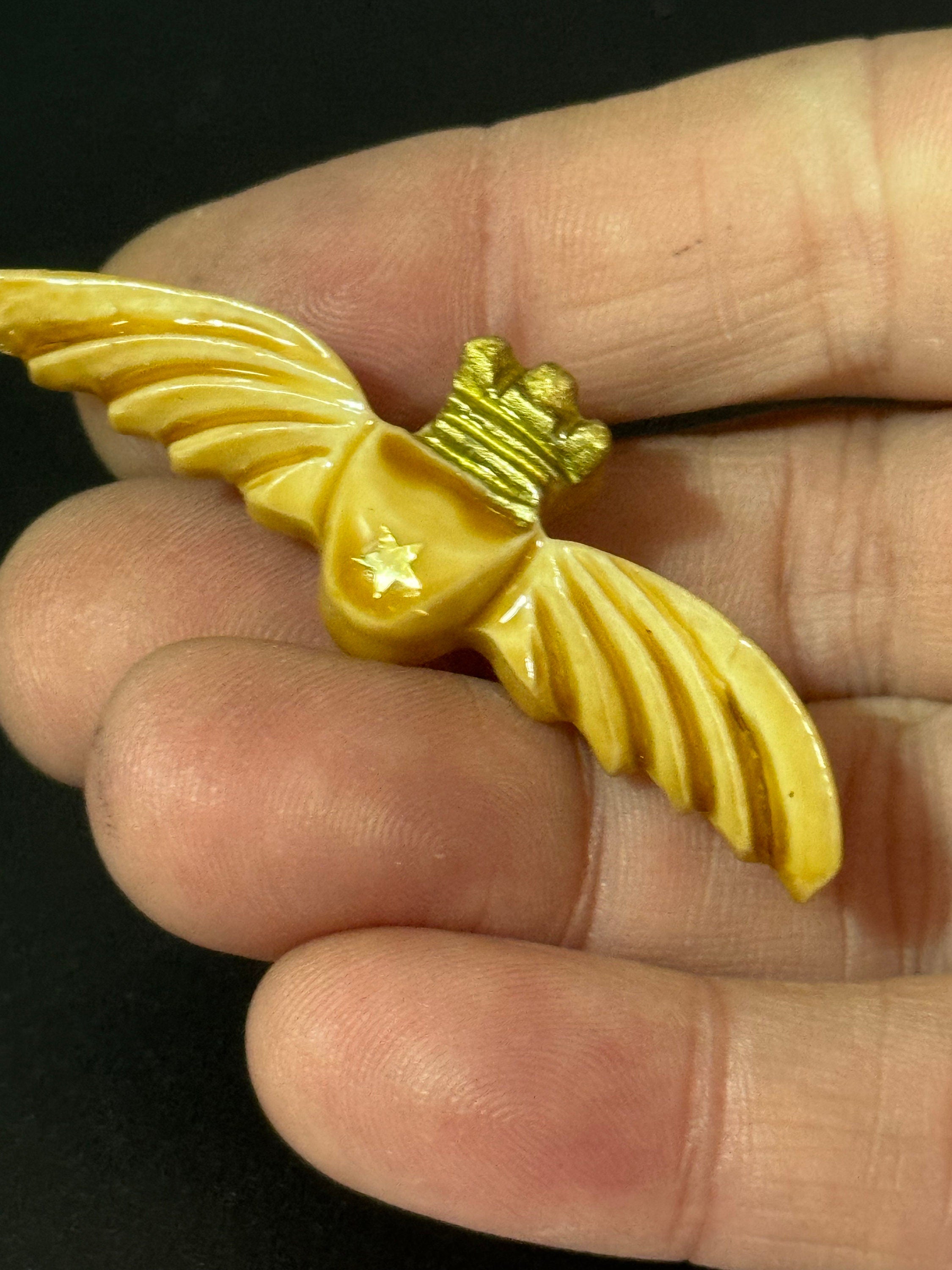 5.5cm military brooch , vintage French plastic wings airforce insignia Brooches