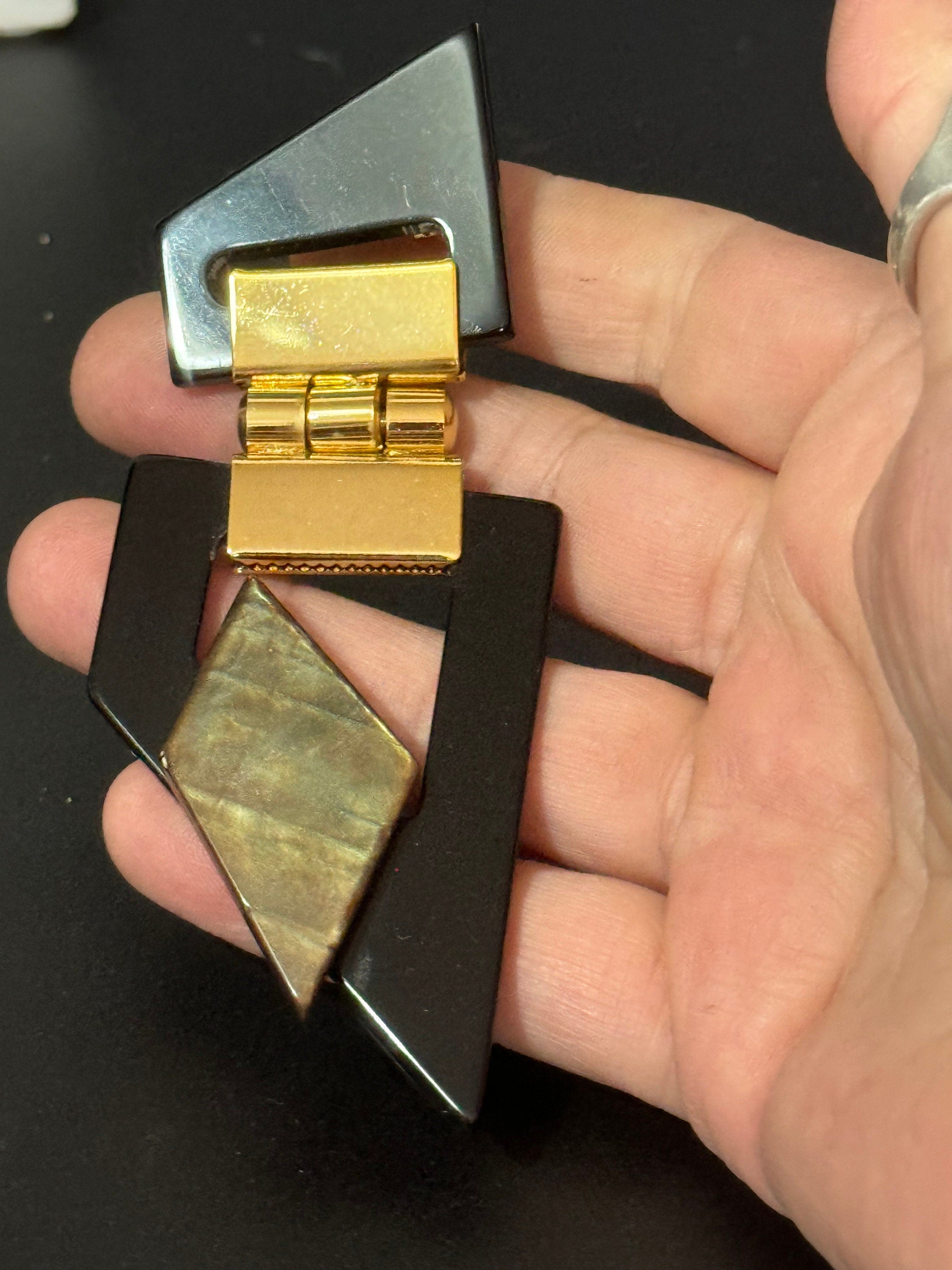 Oversized 10.5cm vintage novelty French early plastic celluloid black and beige medal buckle Brooch