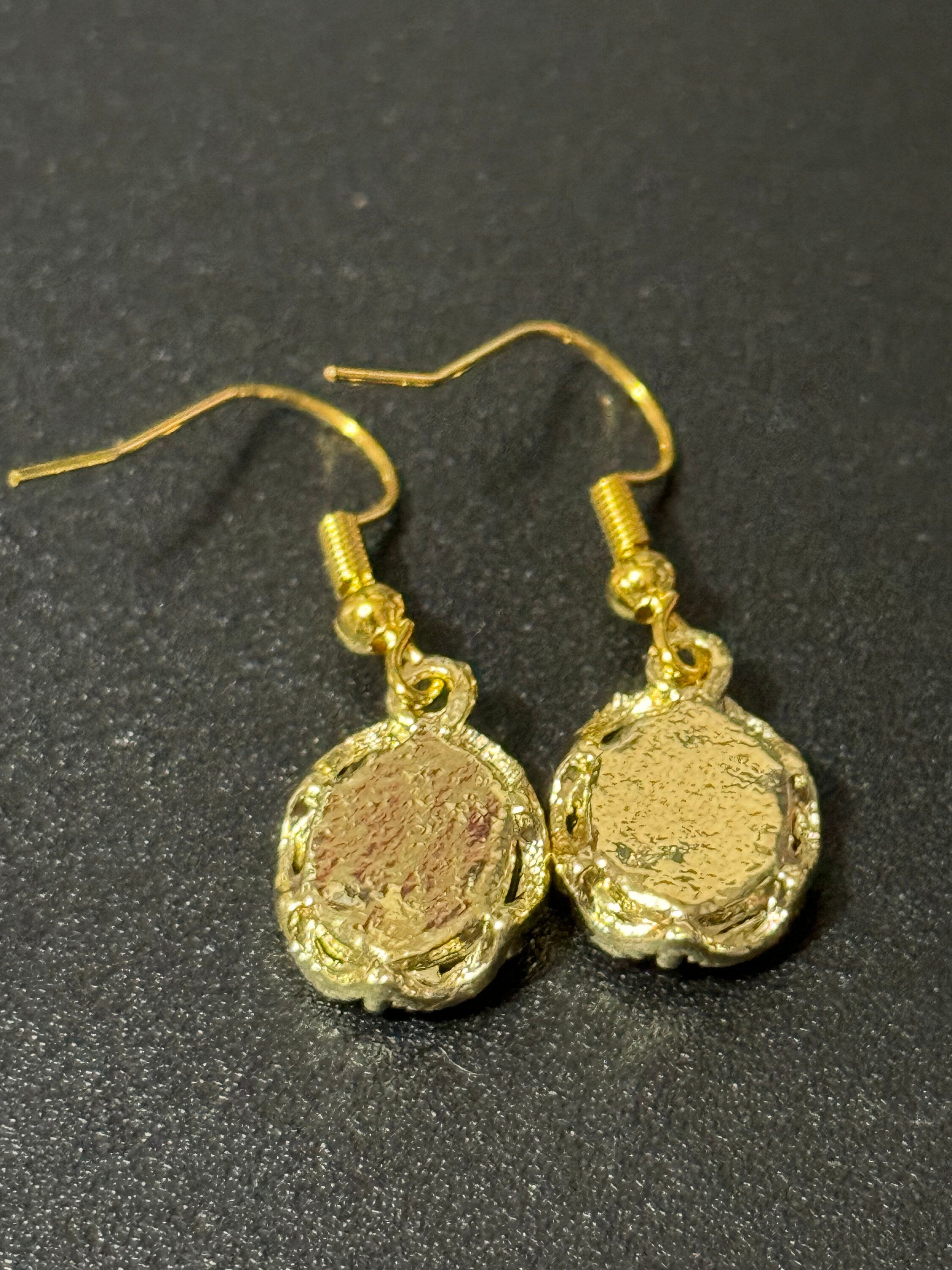 gold tone small black and white CAMEO drop earrings