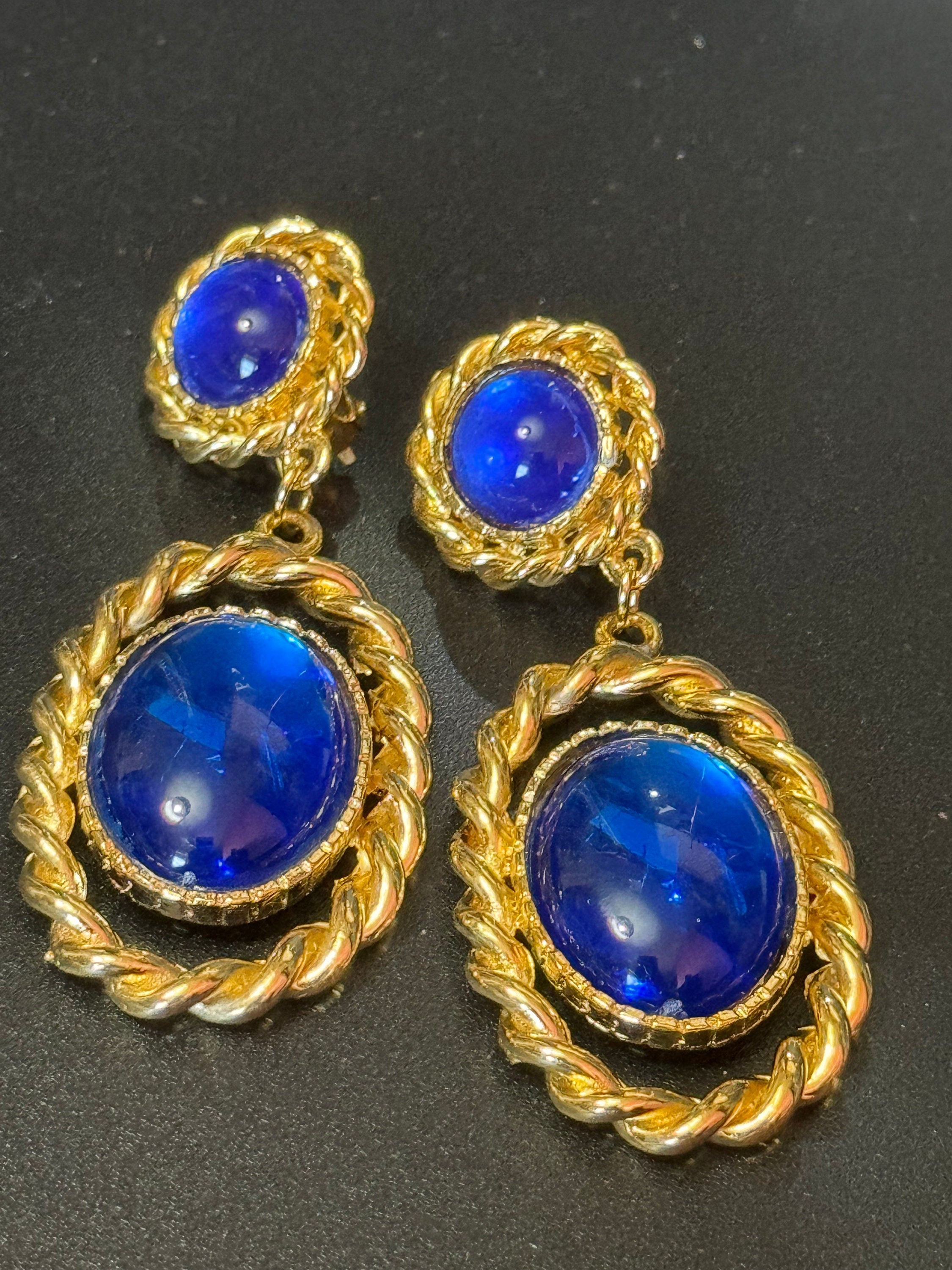 Reserved C vintage xl 7cm nautical rope twist bright blue oval cabochon Gold tone dangly drop clip on earrings 1990s Gripoix style